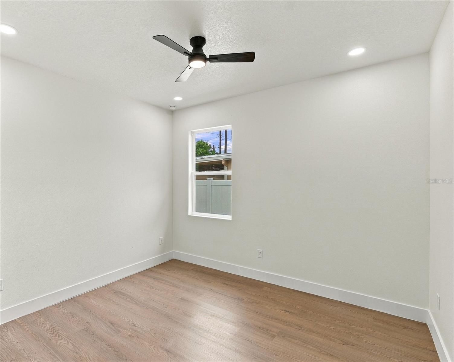 3009 MELROSE AVE S — photo 22