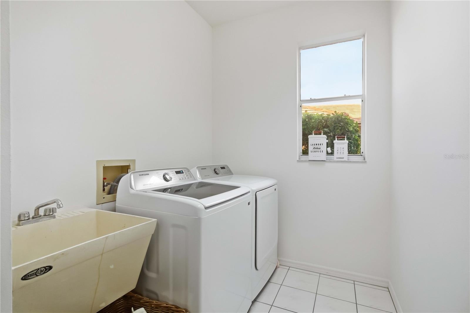 4106 HEARTHSTONE DR — photo 25