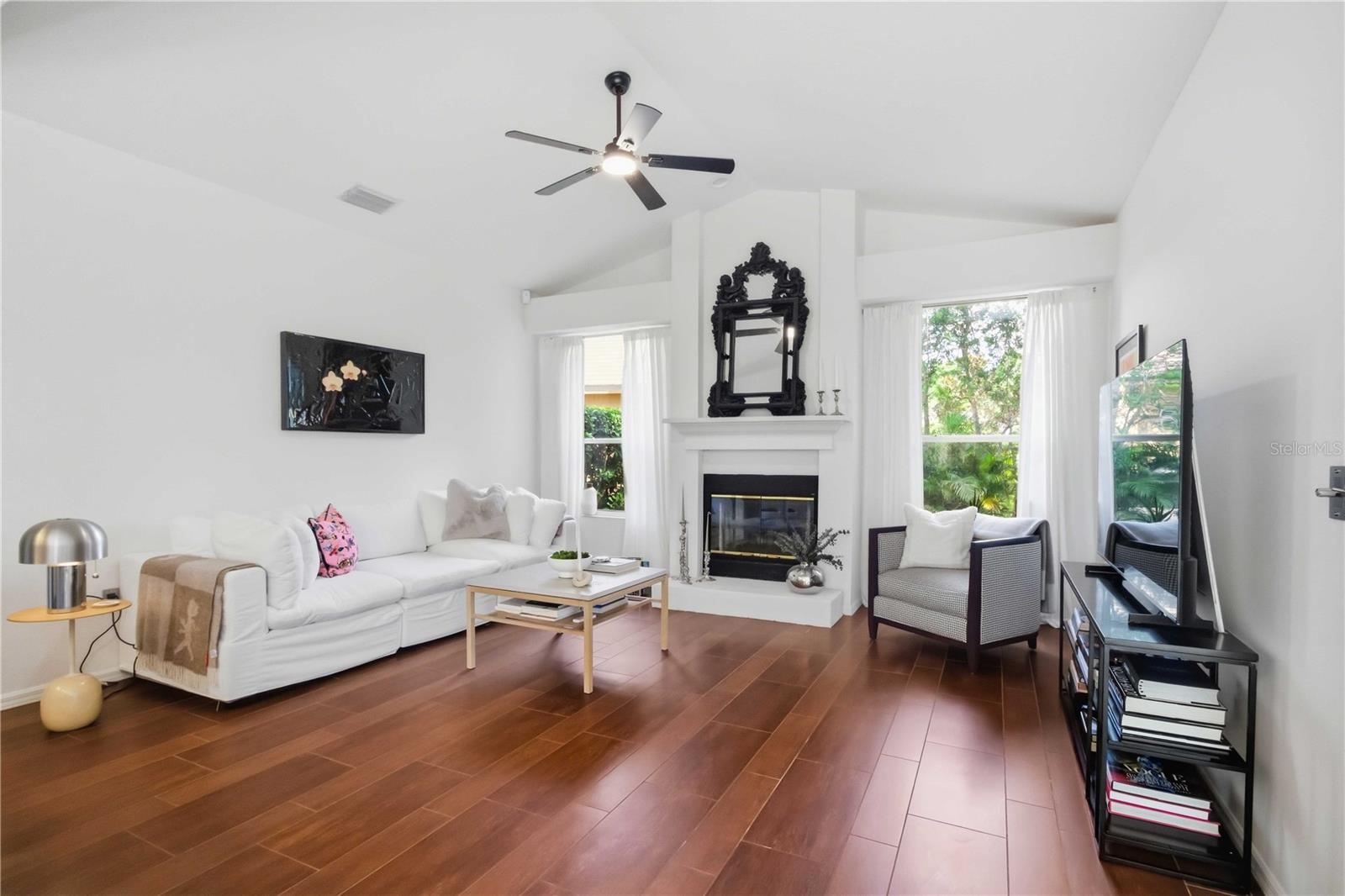 4106 HEARTHSTONE DR — photo 8