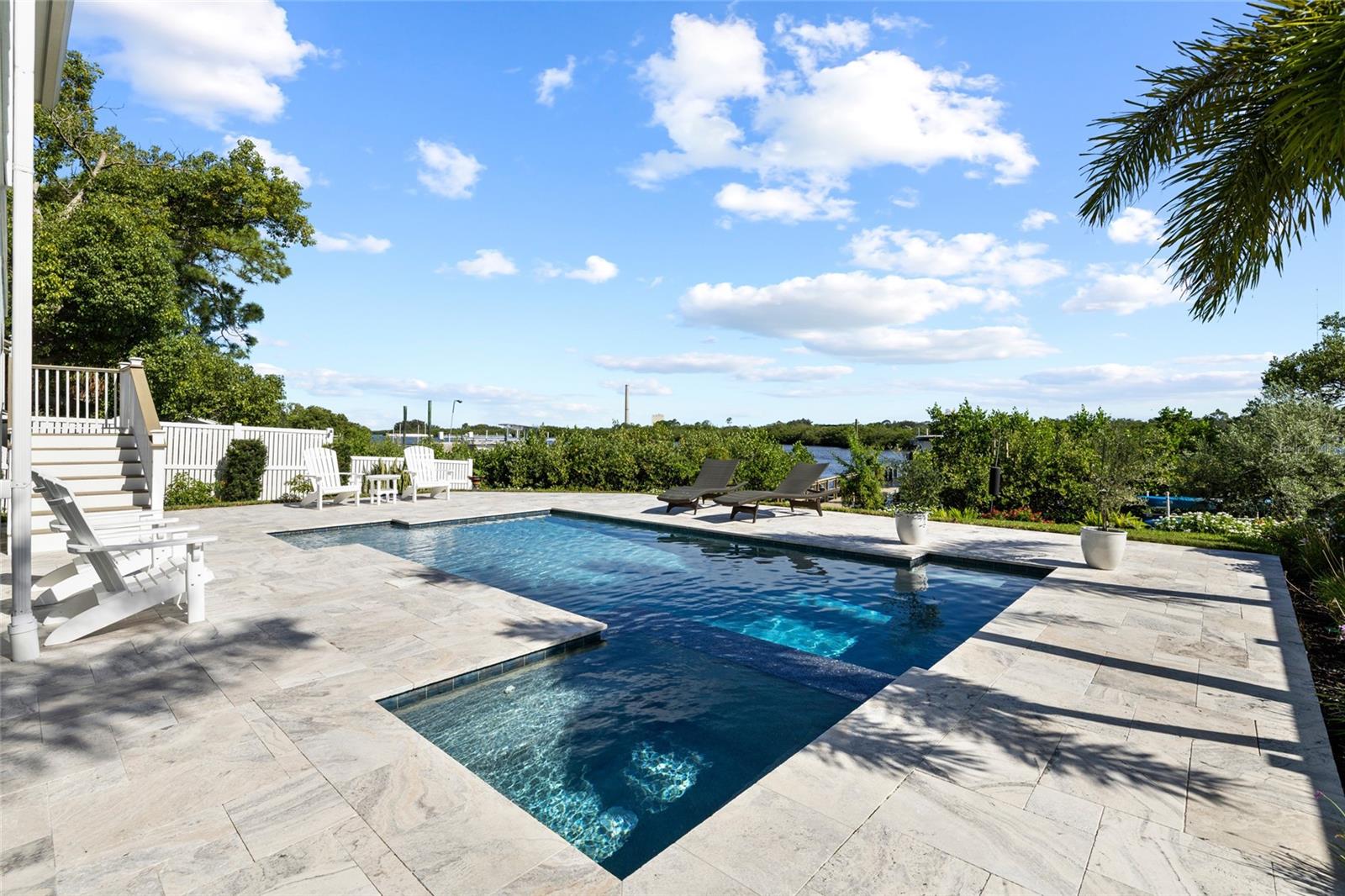1512 RIVERSIDE DR — photo 10