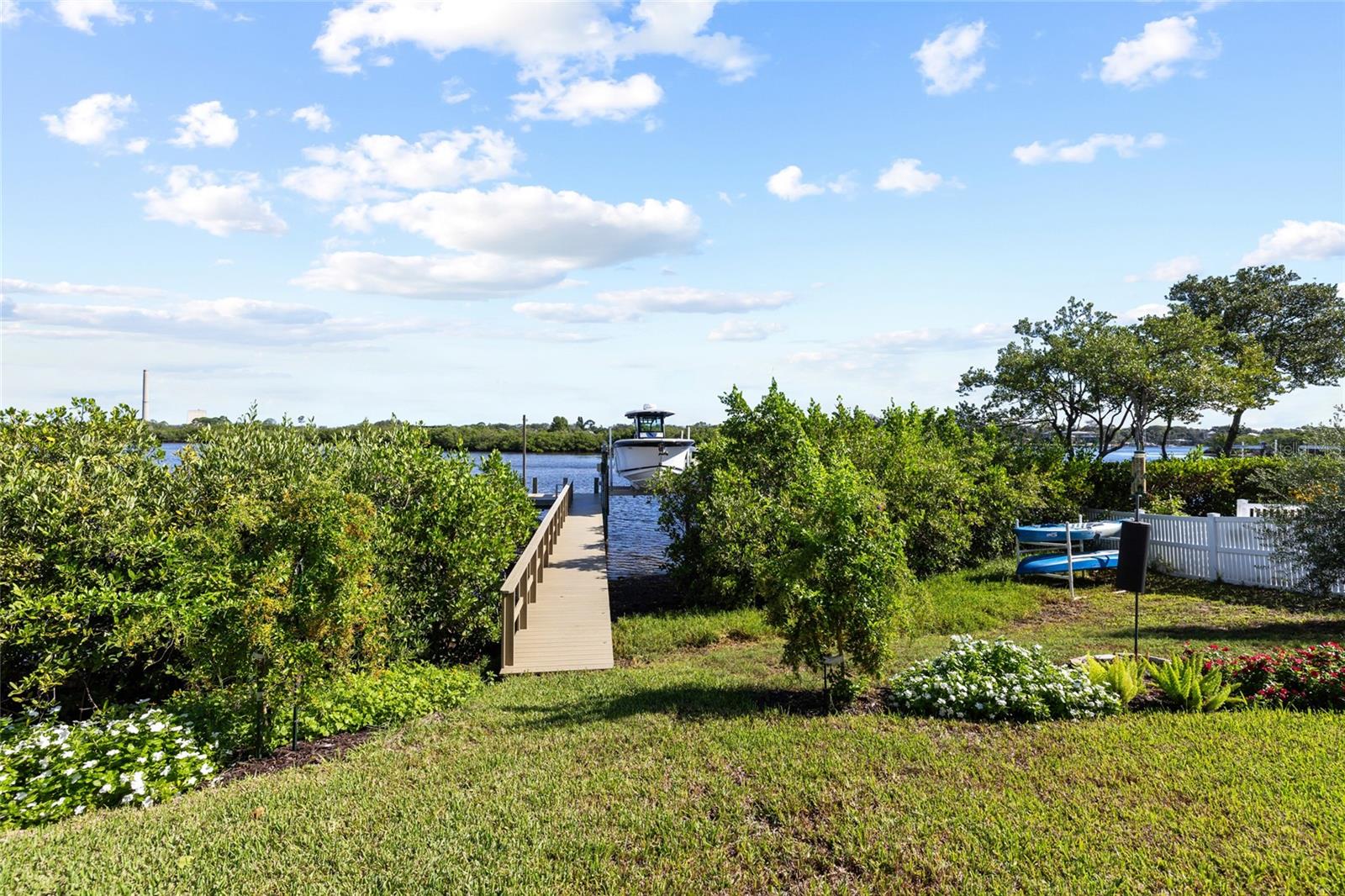 1512 RIVERSIDE DR — photo 5