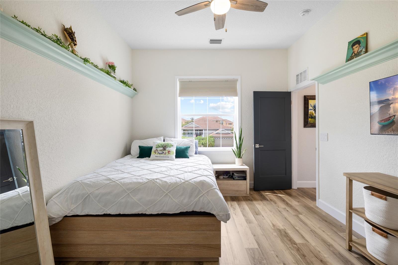 1512 RIVERSIDE DR — photo 46