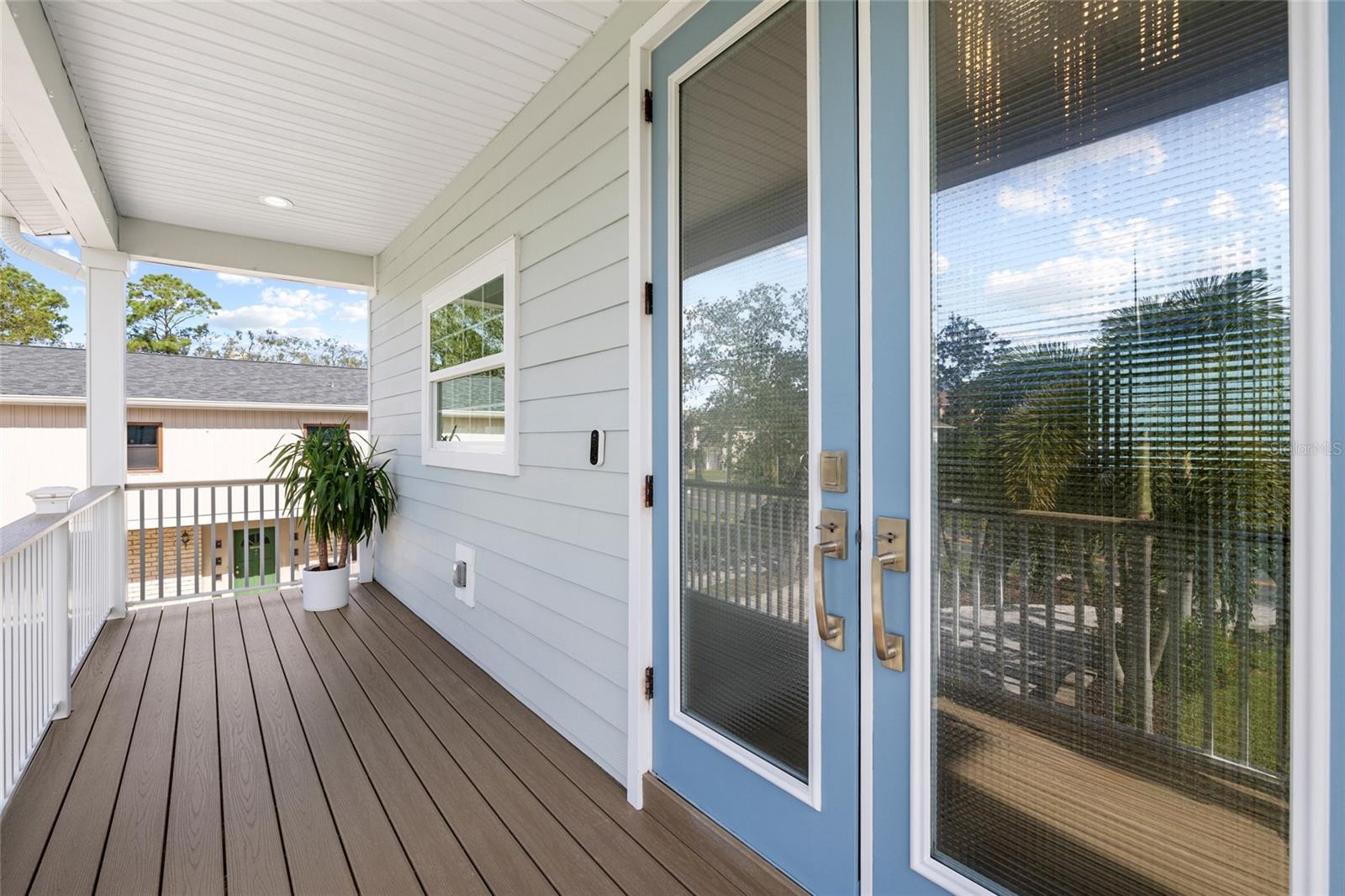 1512 RIVERSIDE DR — photo 16