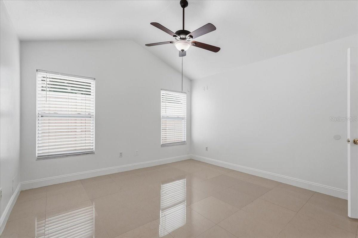 7047 SILVERMILL DR — photo 22