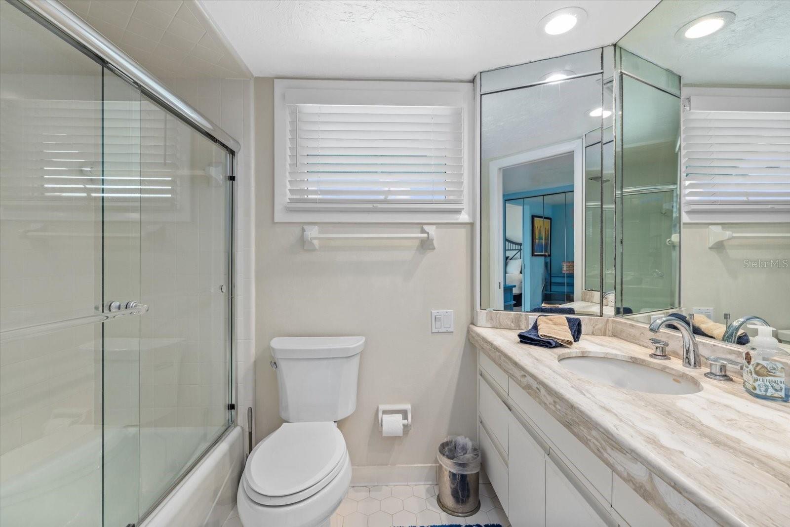 214 TENACITY LN — photo 40