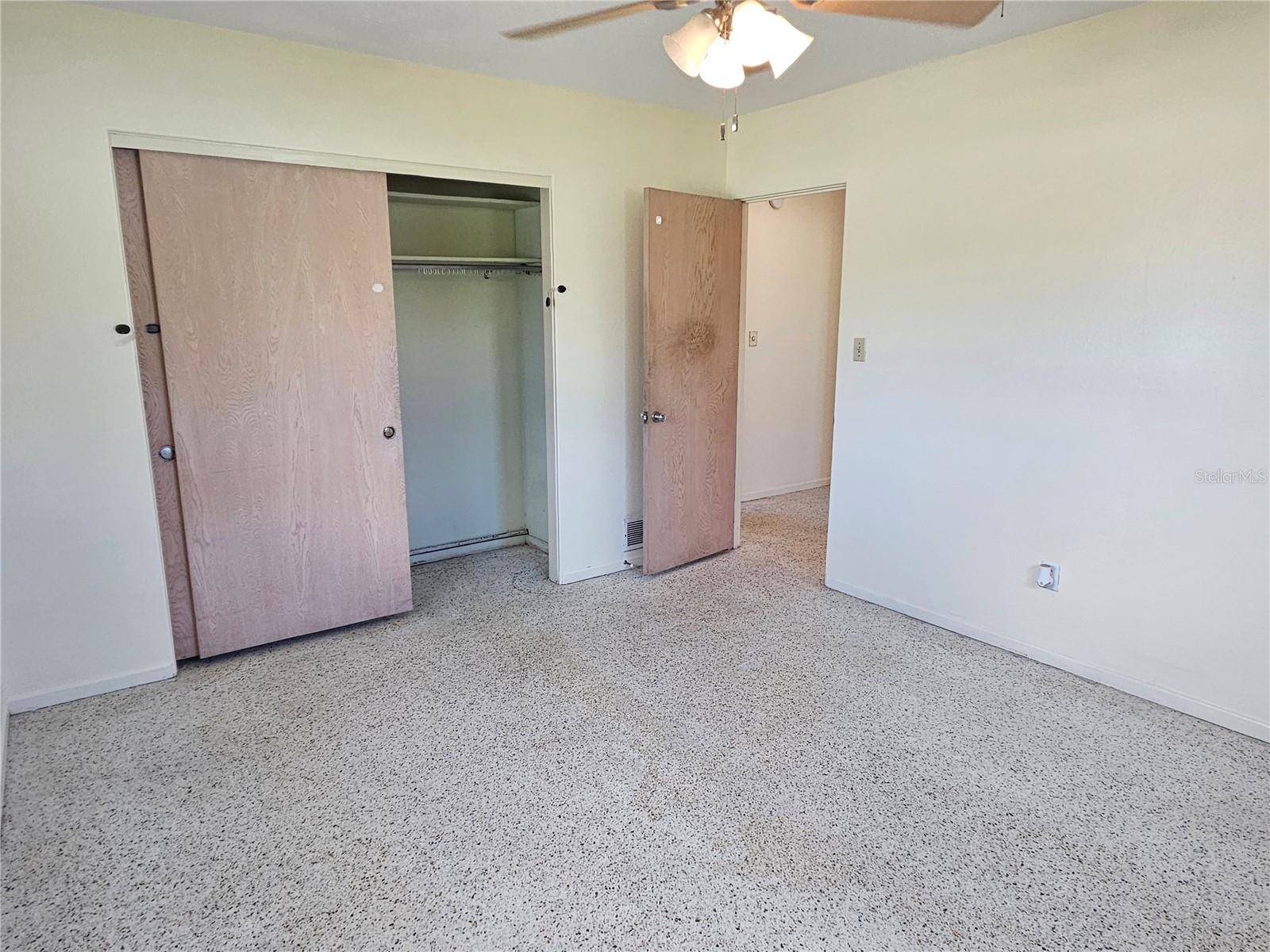 264 GLEN OAK RD — photo 31