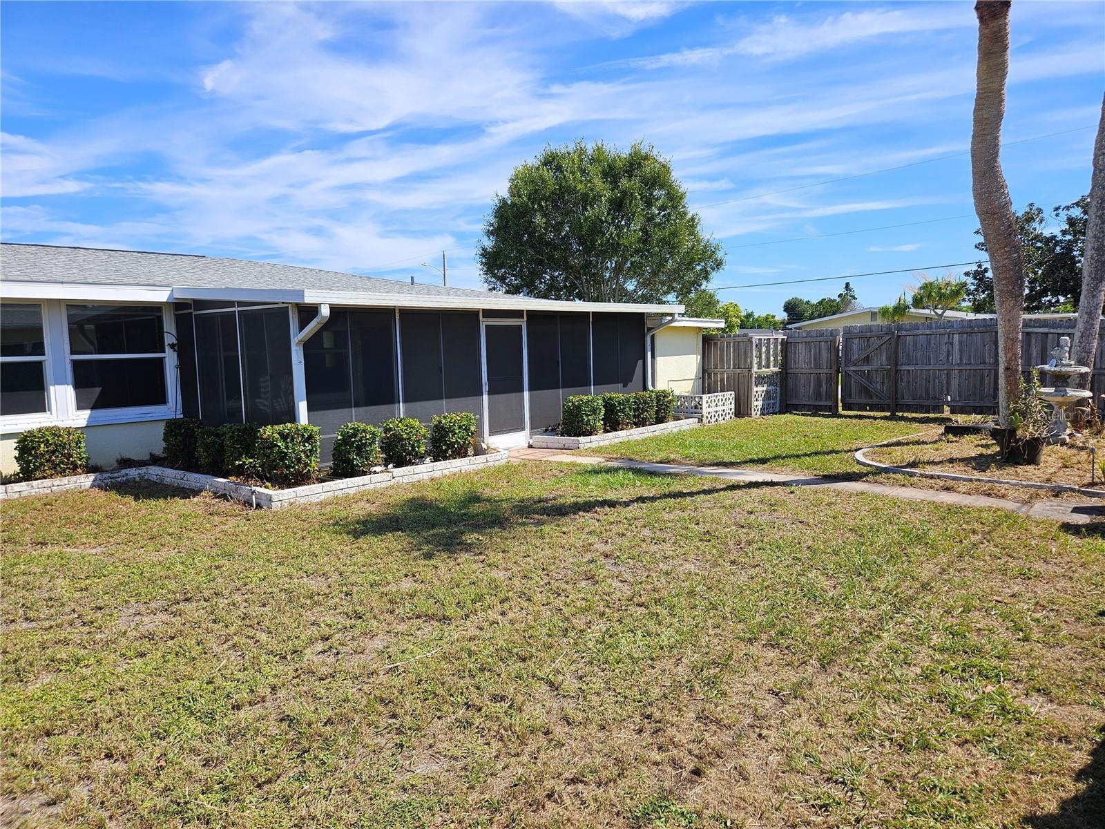 264 GLEN OAK RD — photo 23