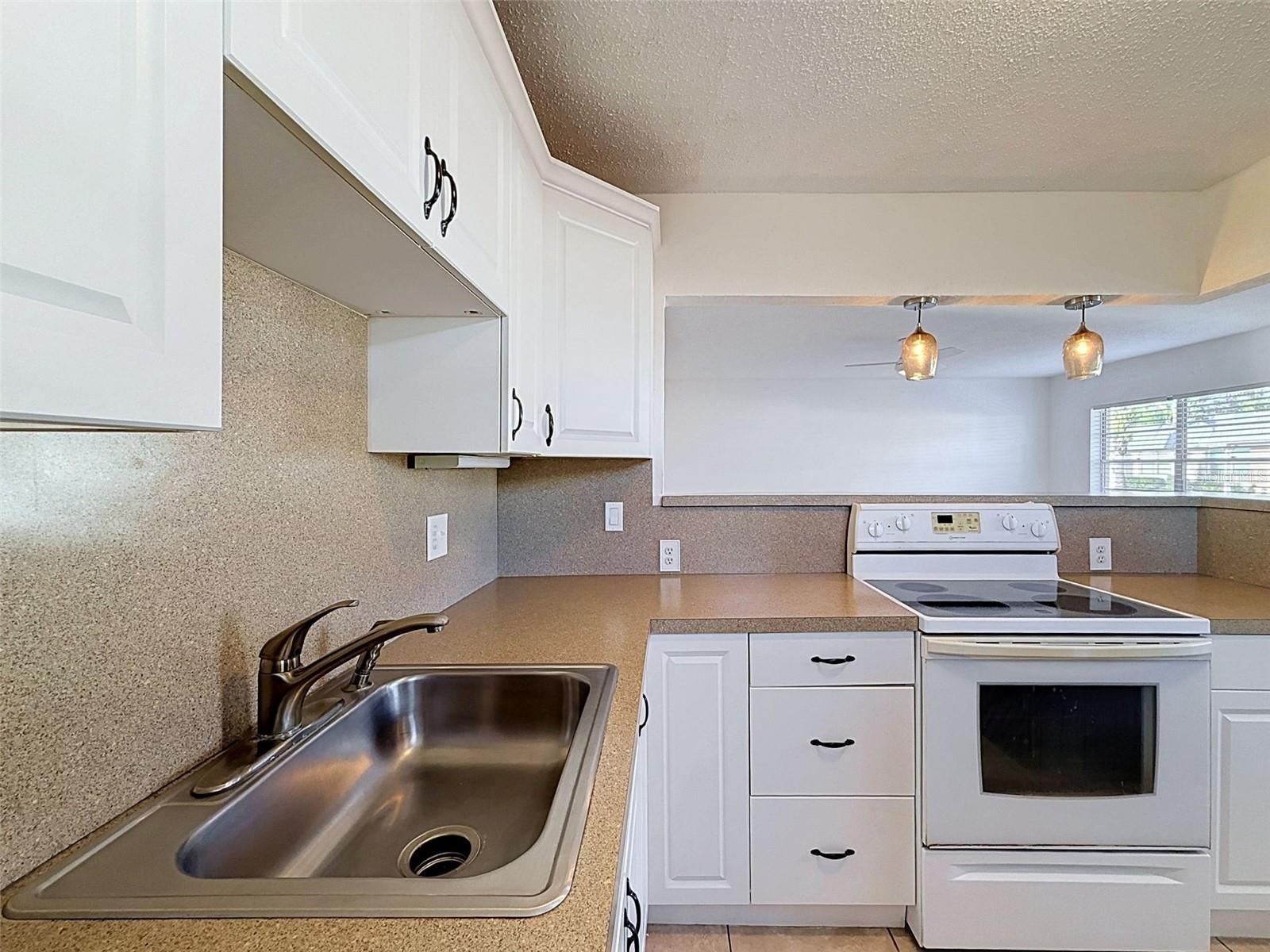 11921 BOYNTON LN #53A — photo 3