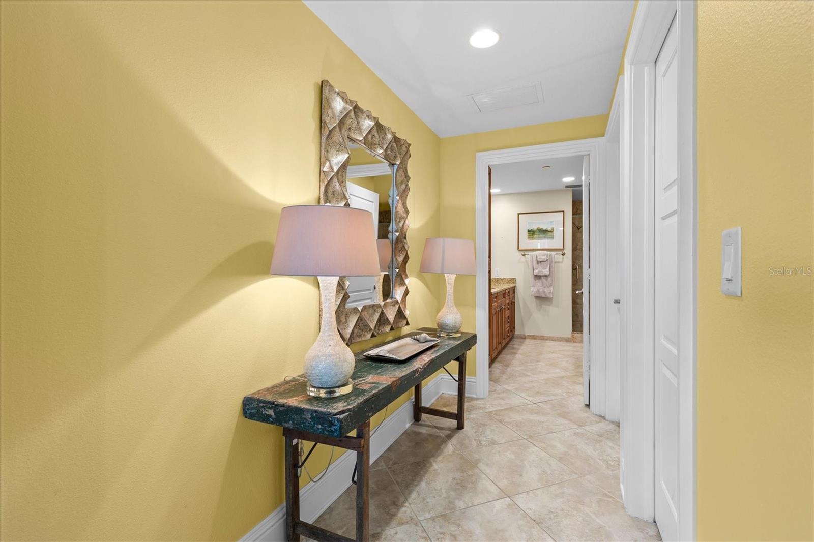 11 BAYMONT ST #703 — photo 34