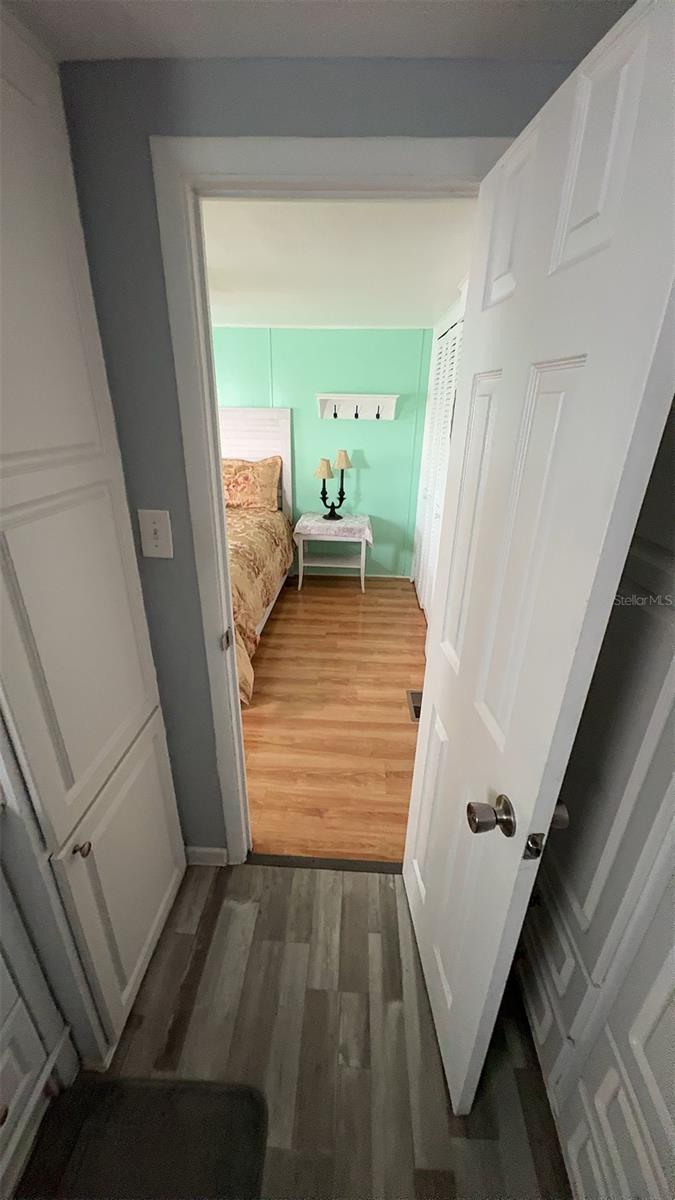 4851 W GANDY BLVD #B7L43 — photo 32