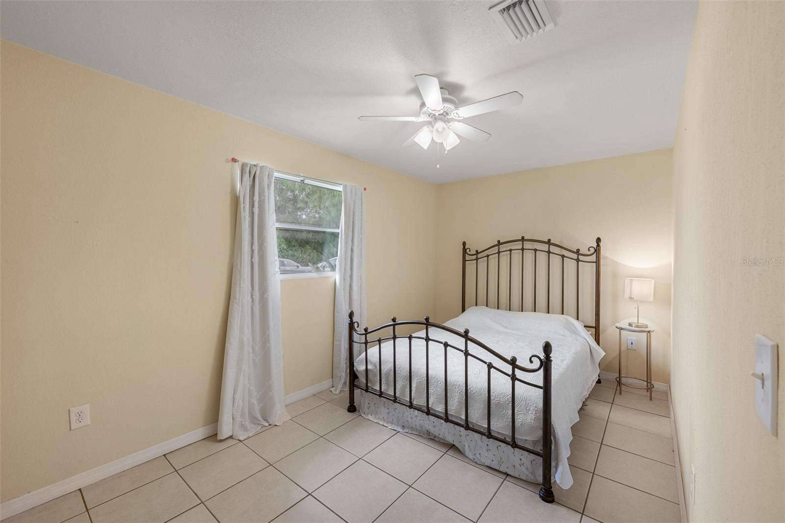3705 W TYSON AVE — photo 13