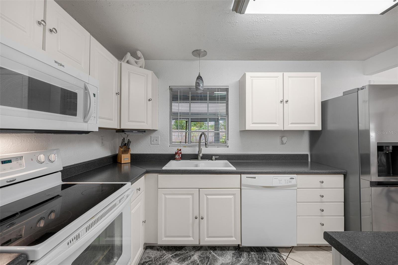 3705 W TYSON AVE — photo 7
