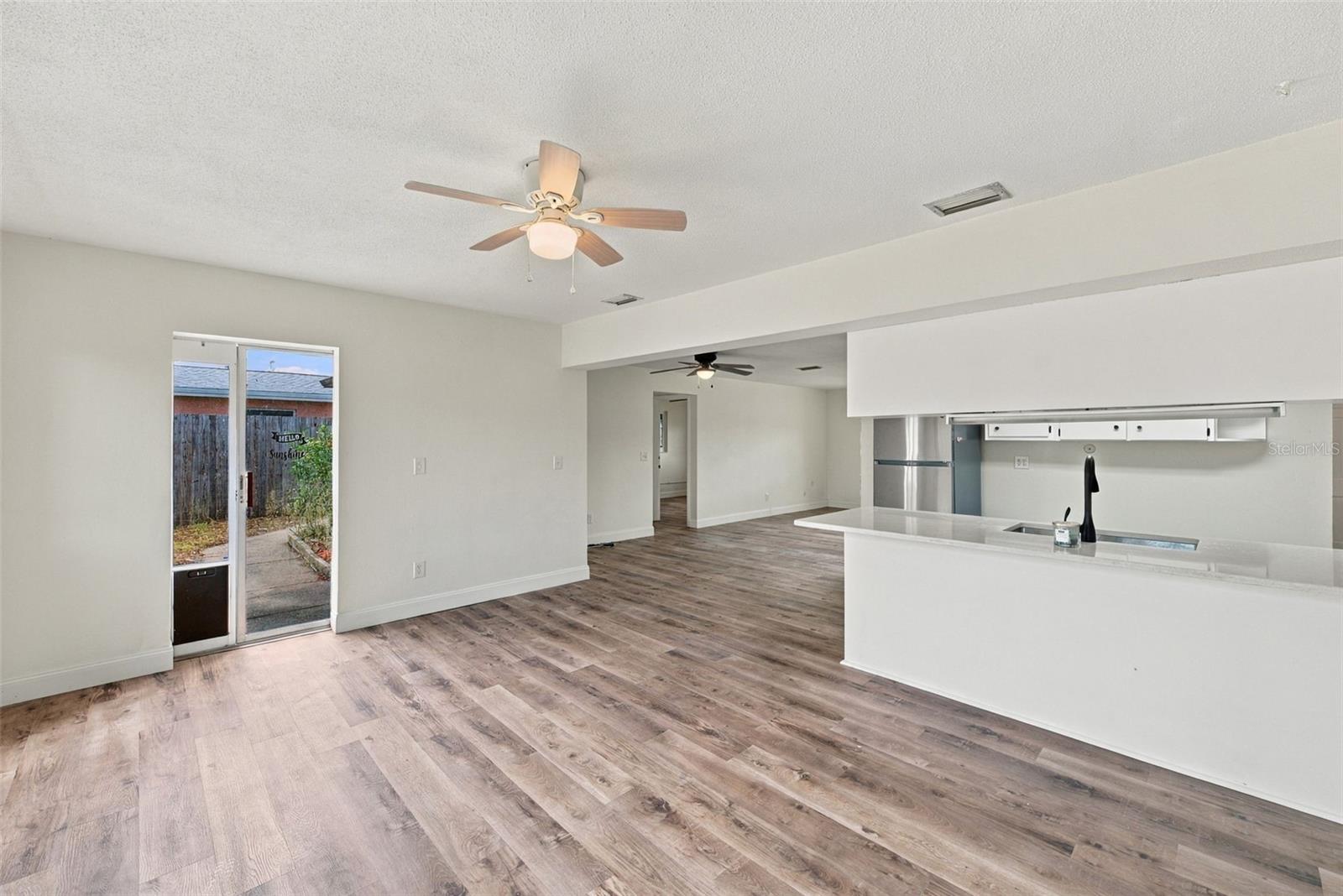 13823 WILDWOOD DR — photo 18