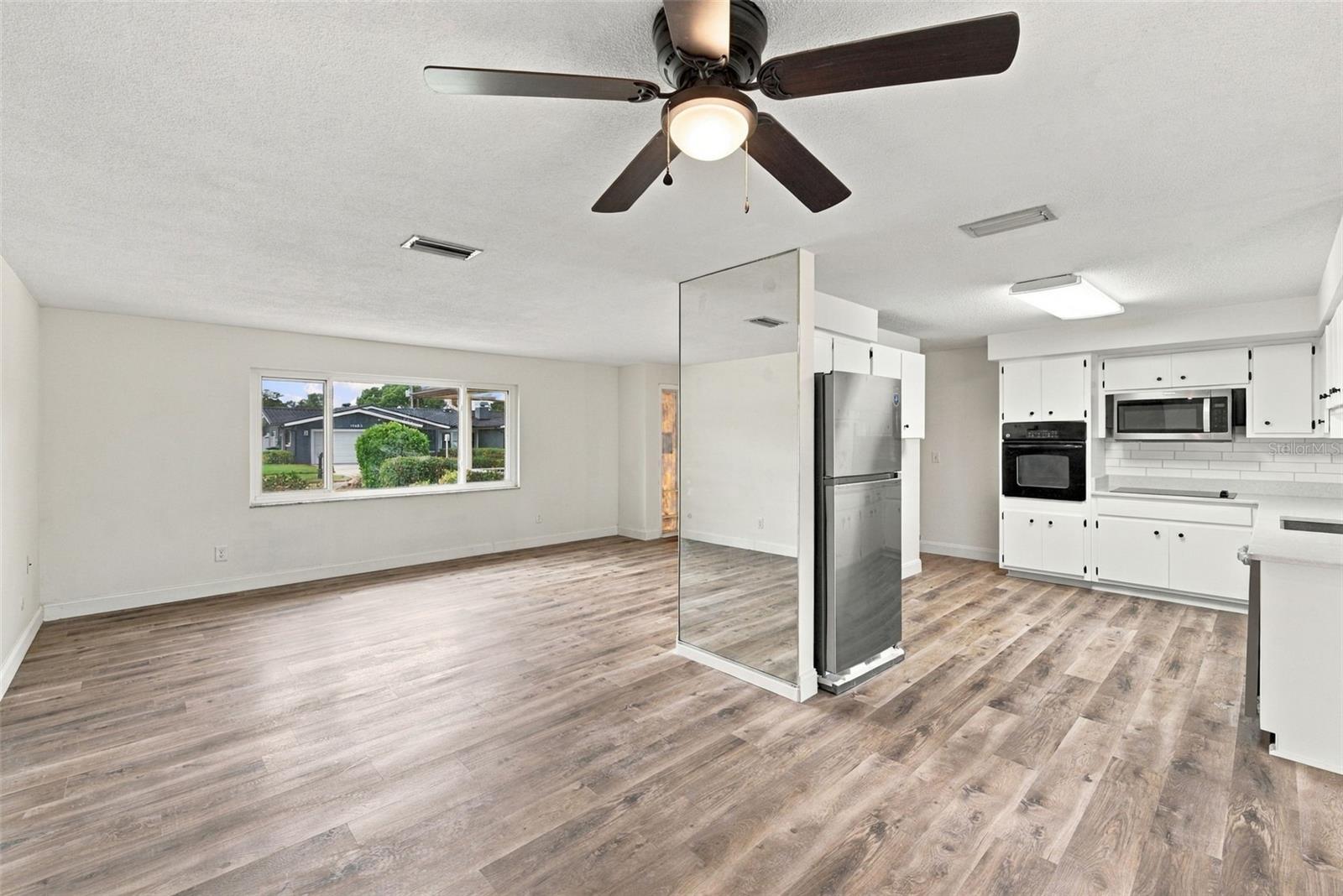 13823 WILDWOOD DR — photo 12