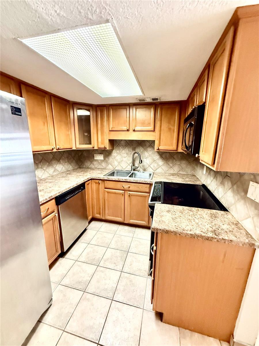 4607 W NORTH B ST #107 — photo 9