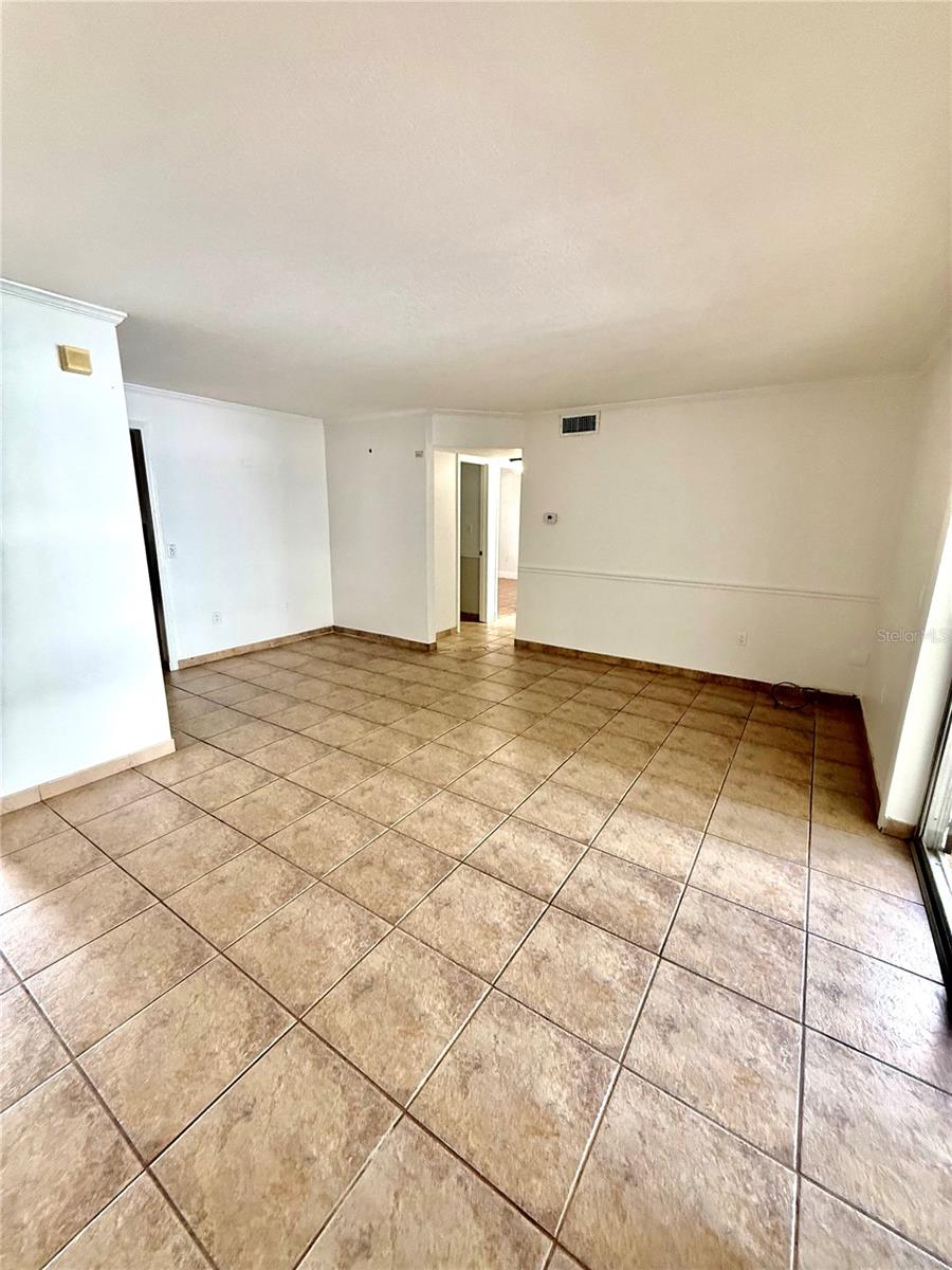 4607 W NORTH B ST #107 — photo 5