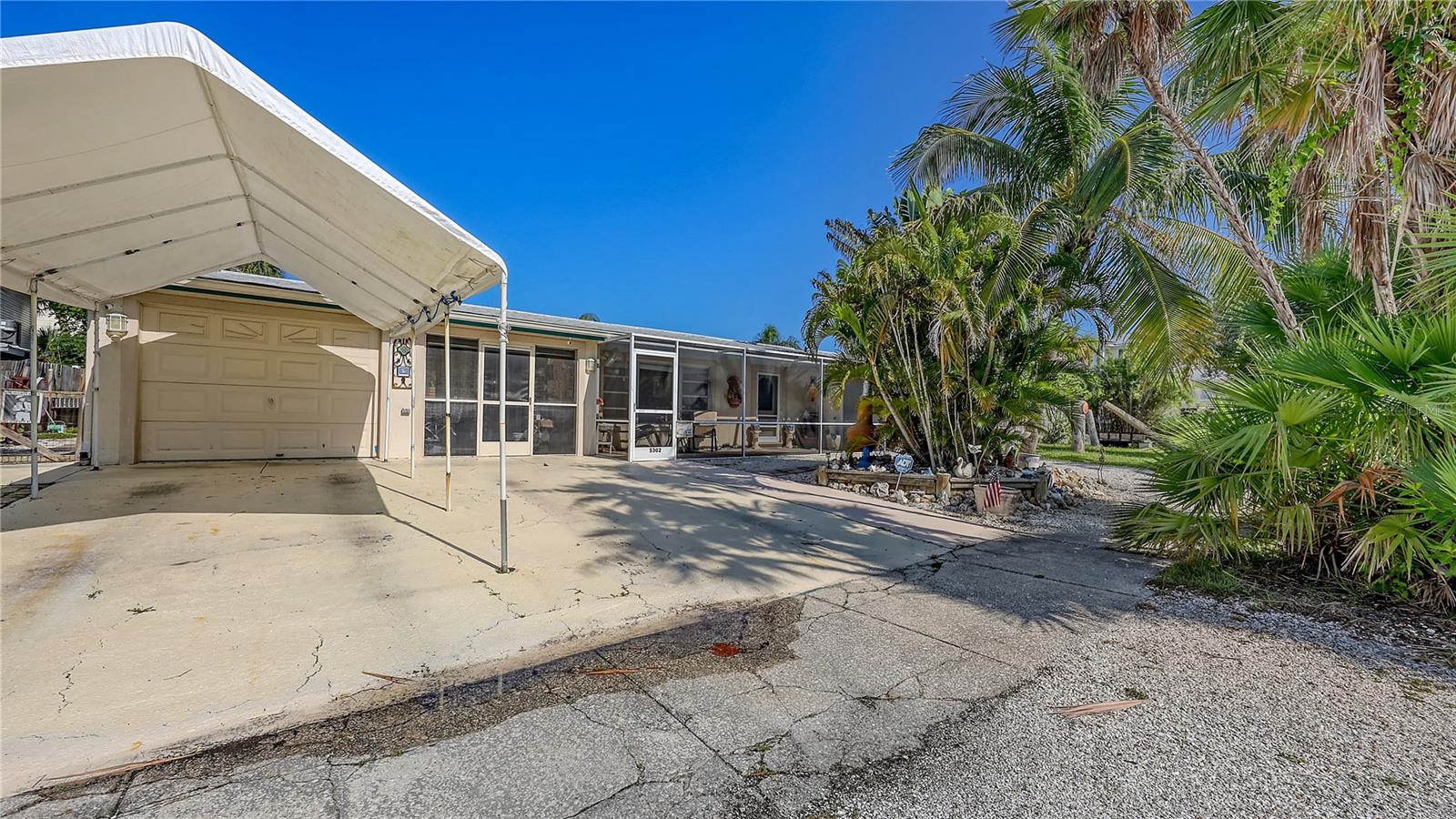 5302 LAS ROSAS — photo 3