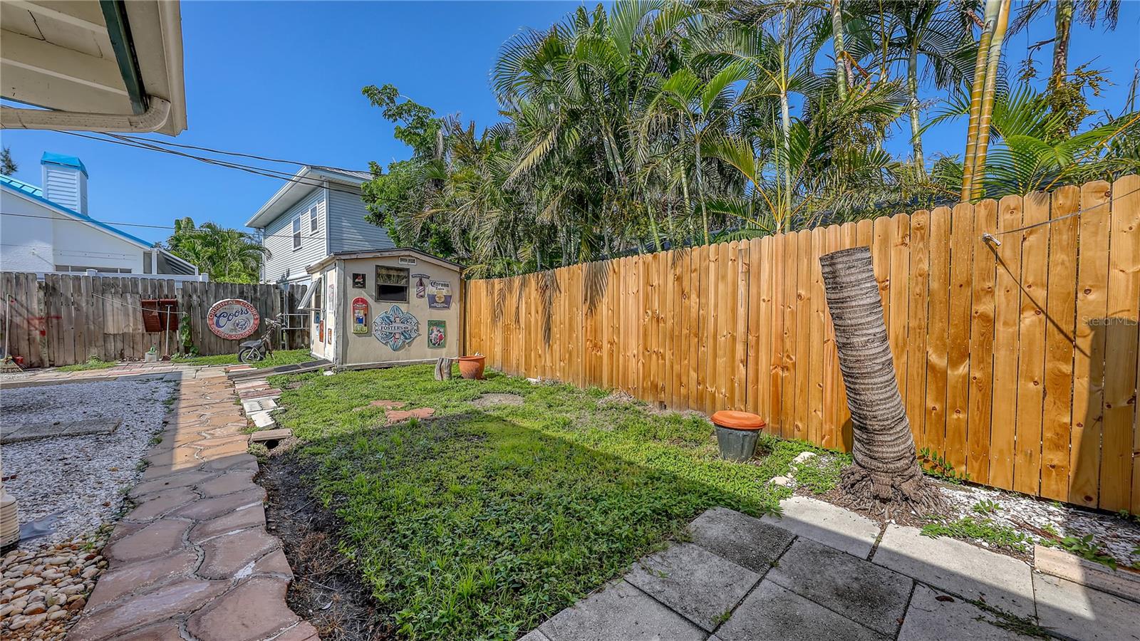 5302 LAS ROSAS — photo 4