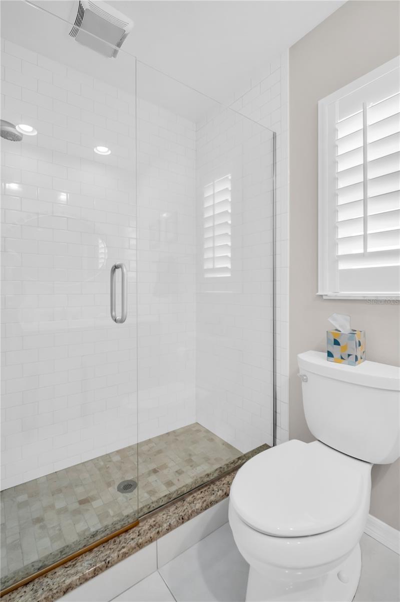 3444 CARMICHAEL ST — photo 32