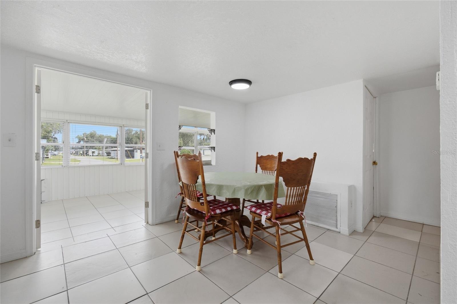 4722 AUTUMN PALM DR — photo 20