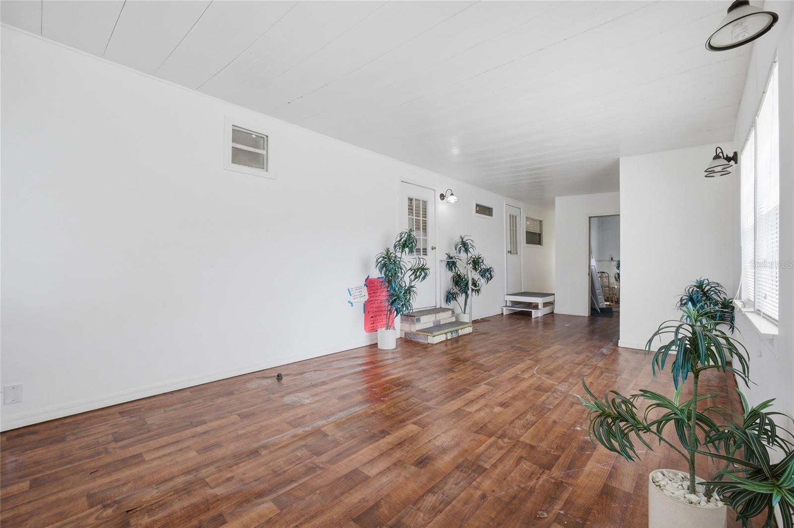 4722 AUTUMN PALM DR — photo 9