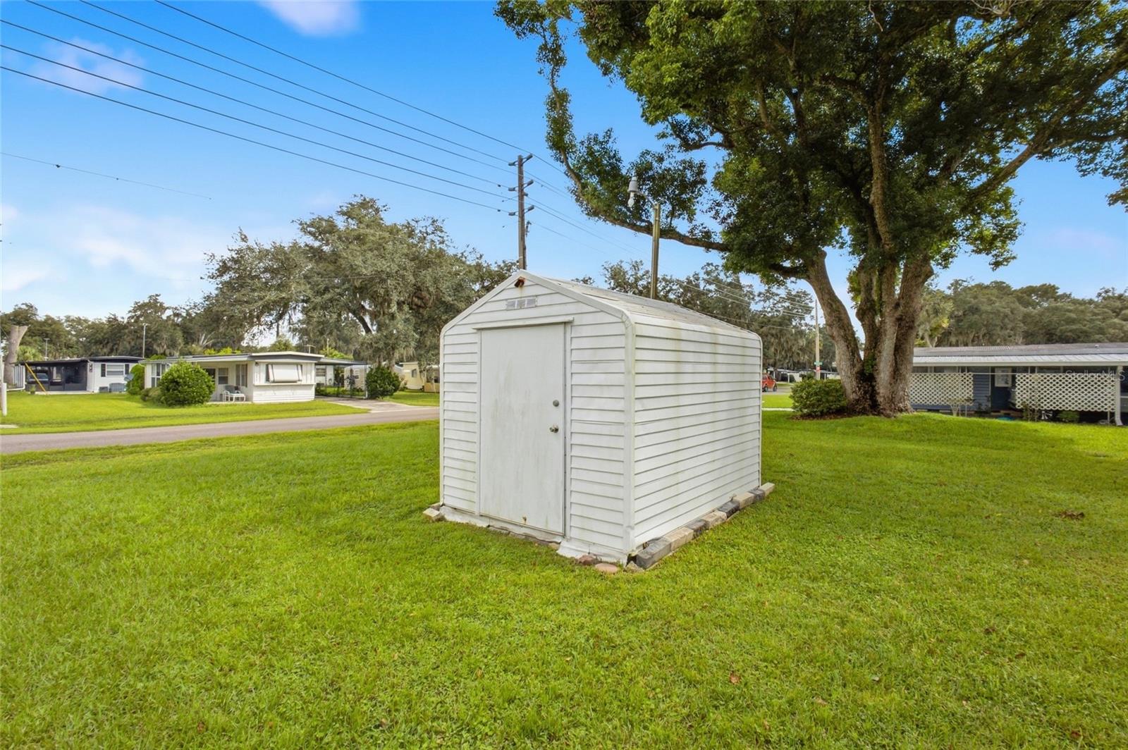 4722 AUTUMN PALM DR — photo 28