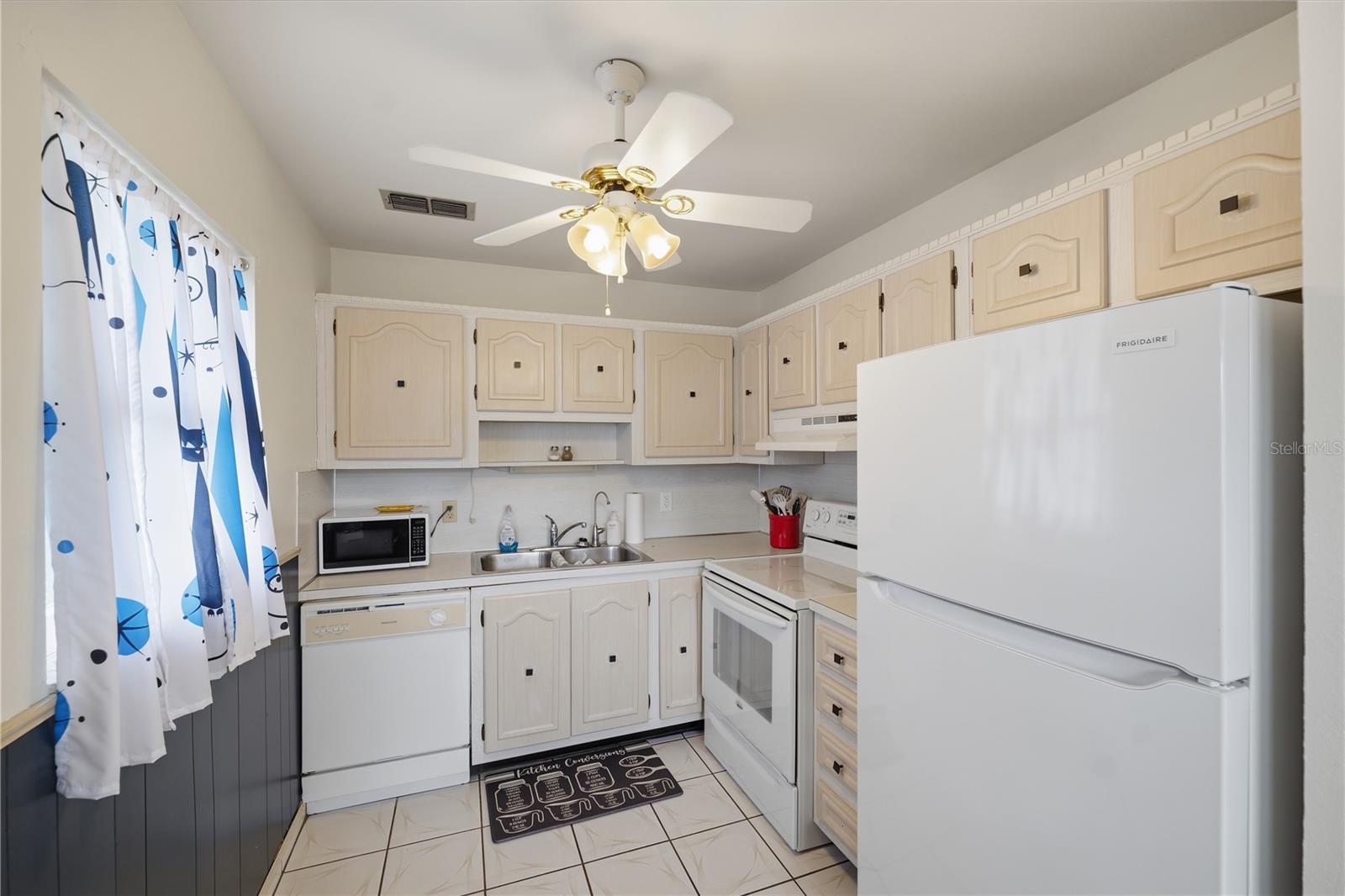 11733 BAYONET LN — photo 23