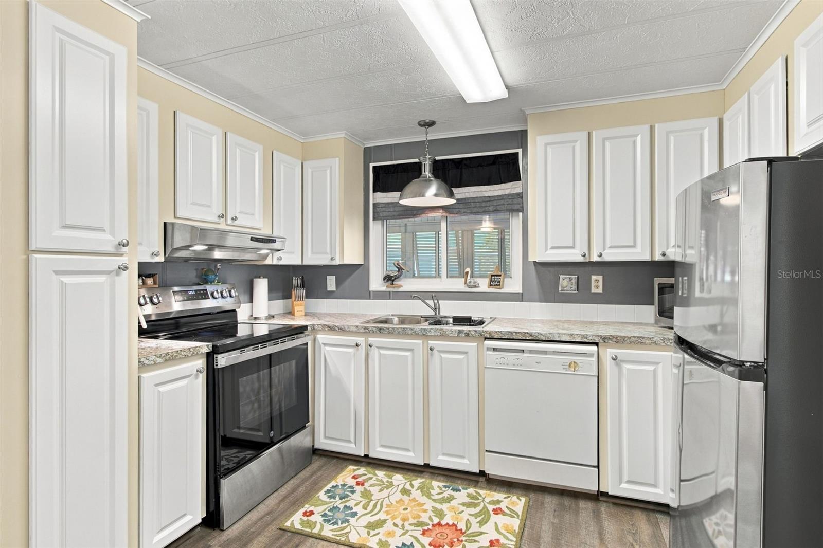 12501 ULMERTON RD #208 — photo 22