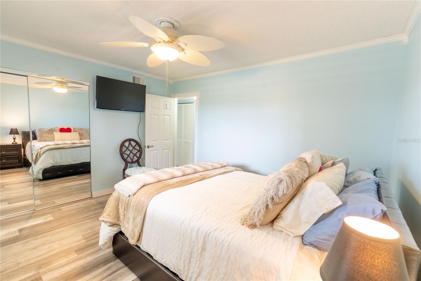 868 BAYWAY BLVD #304 — photo 17