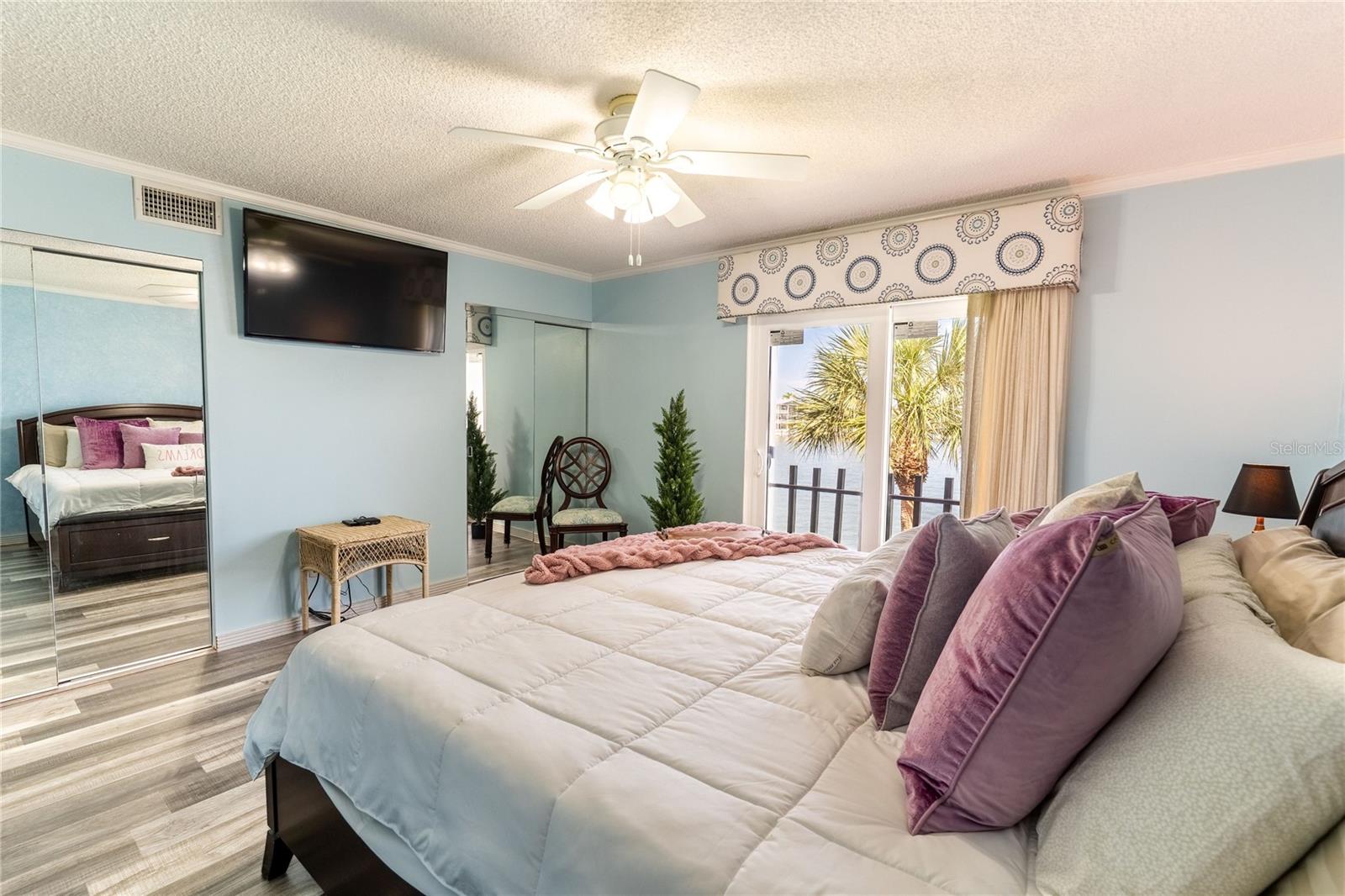 868 BAYWAY BLVD #304 — photo 18