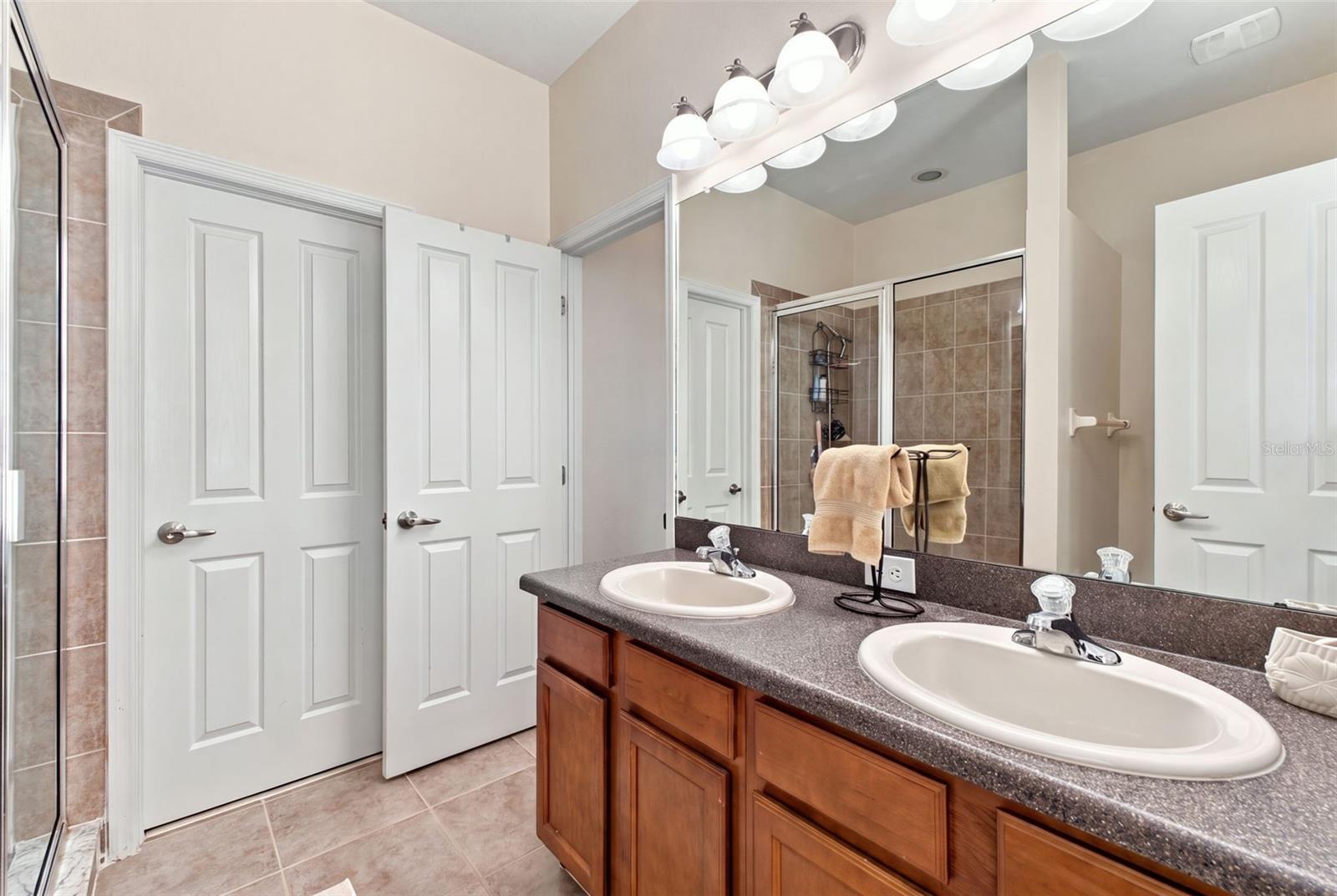 10645 MARSHA DR — photo 16
