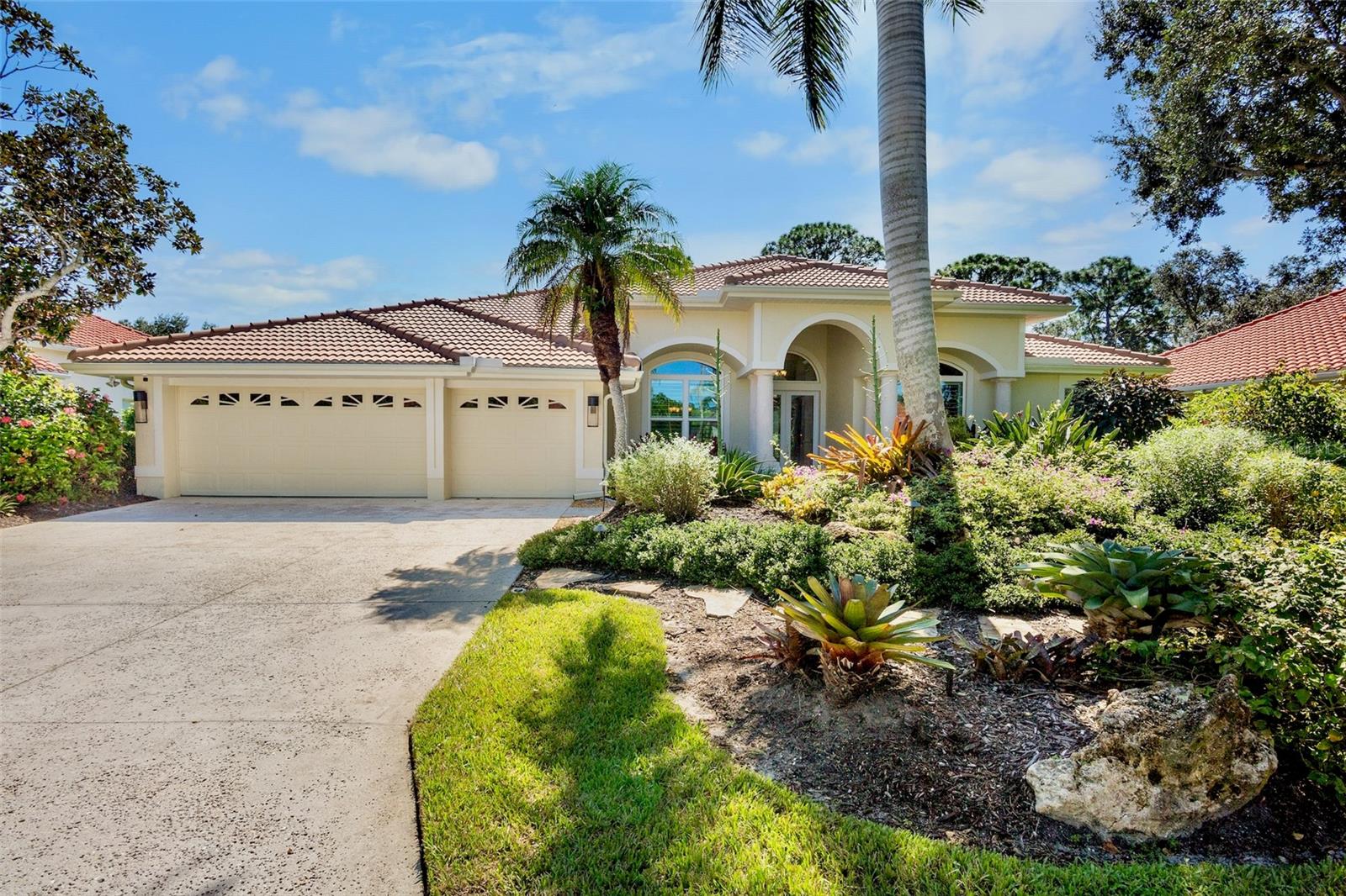 4804 BENCHMARK CT — photo 2