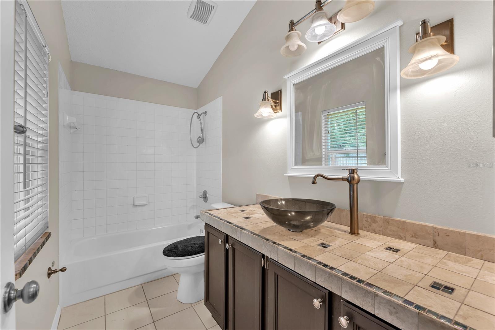 4002 LEVONSHIRE PL — photo 11