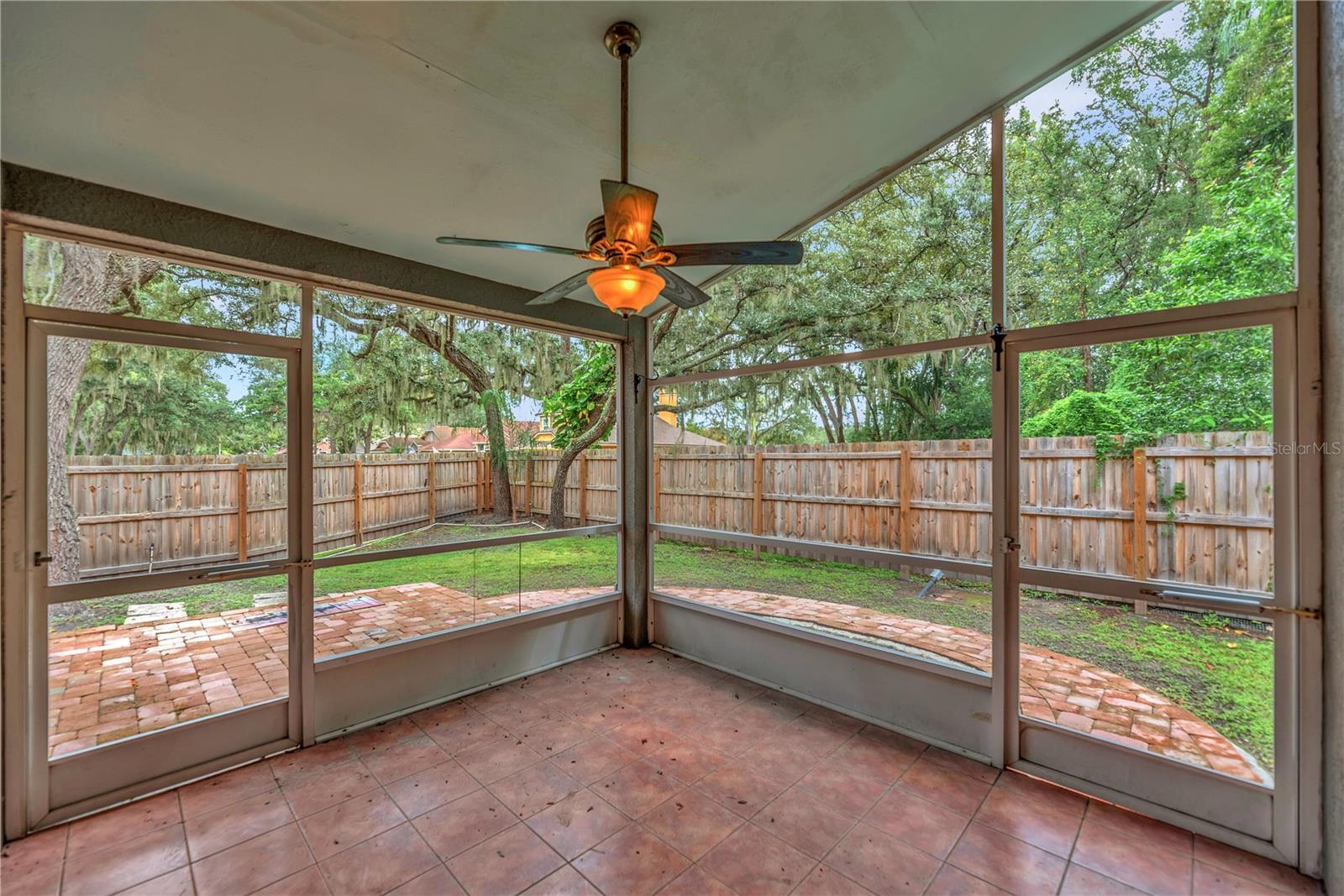 4002 LEVONSHIRE PL — photo 17