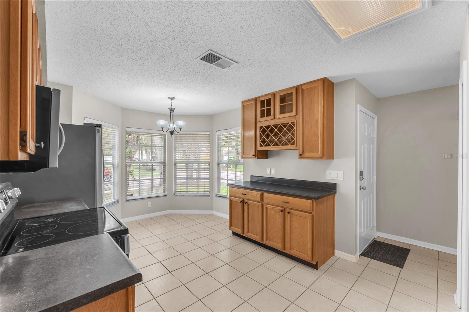 4002 LEVONSHIRE PL — photo 5