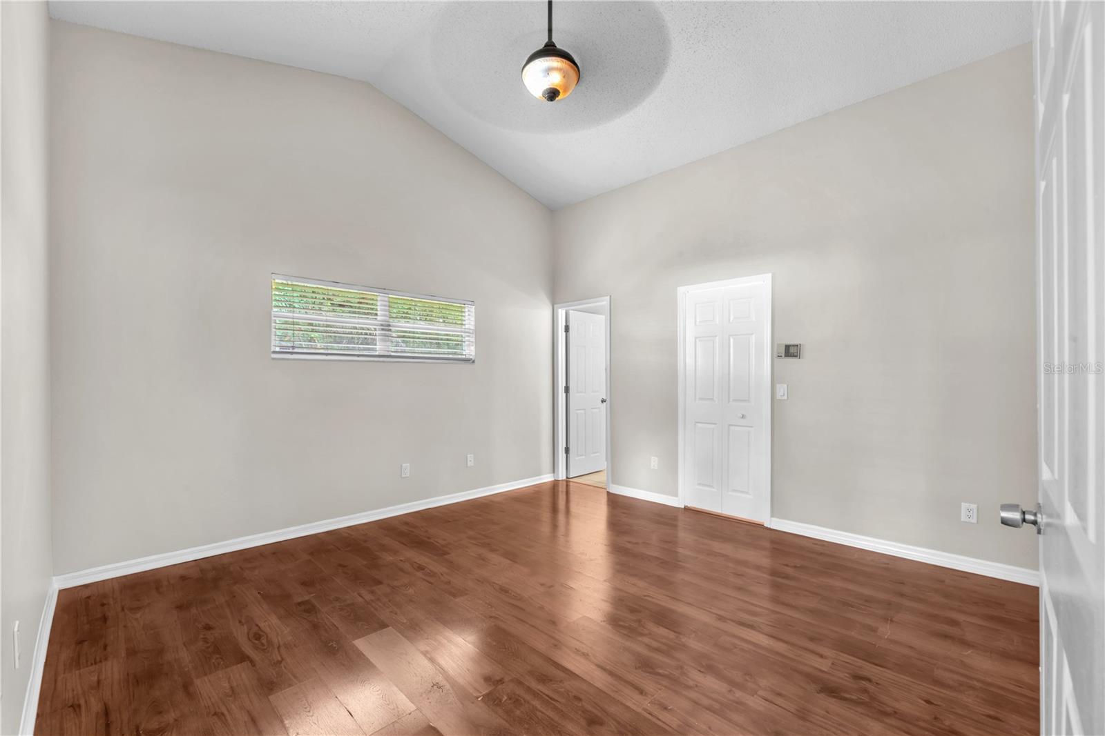 4002 LEVONSHIRE PL — photo 9
