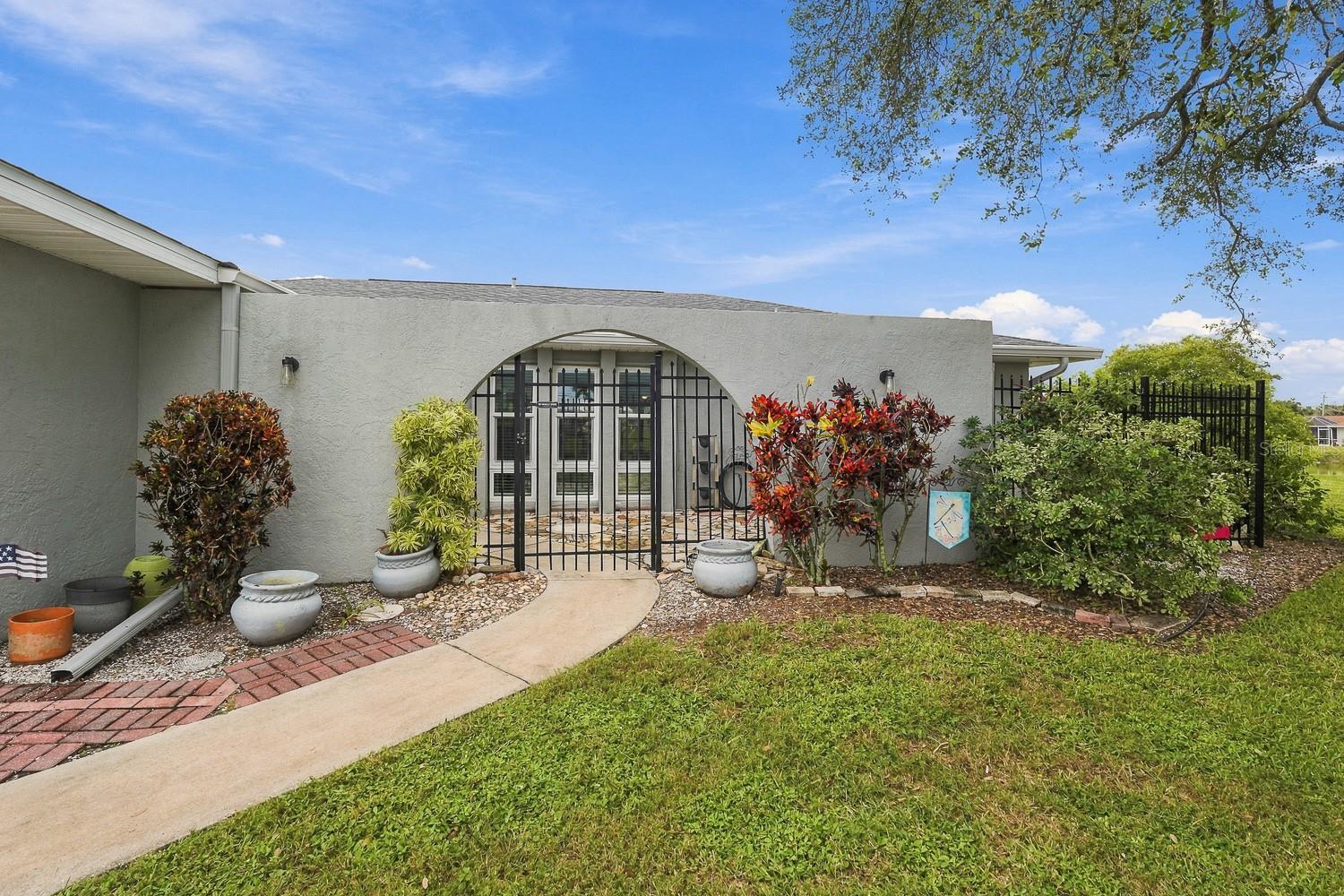 2331 SANDLEWOOD DR — photo 15