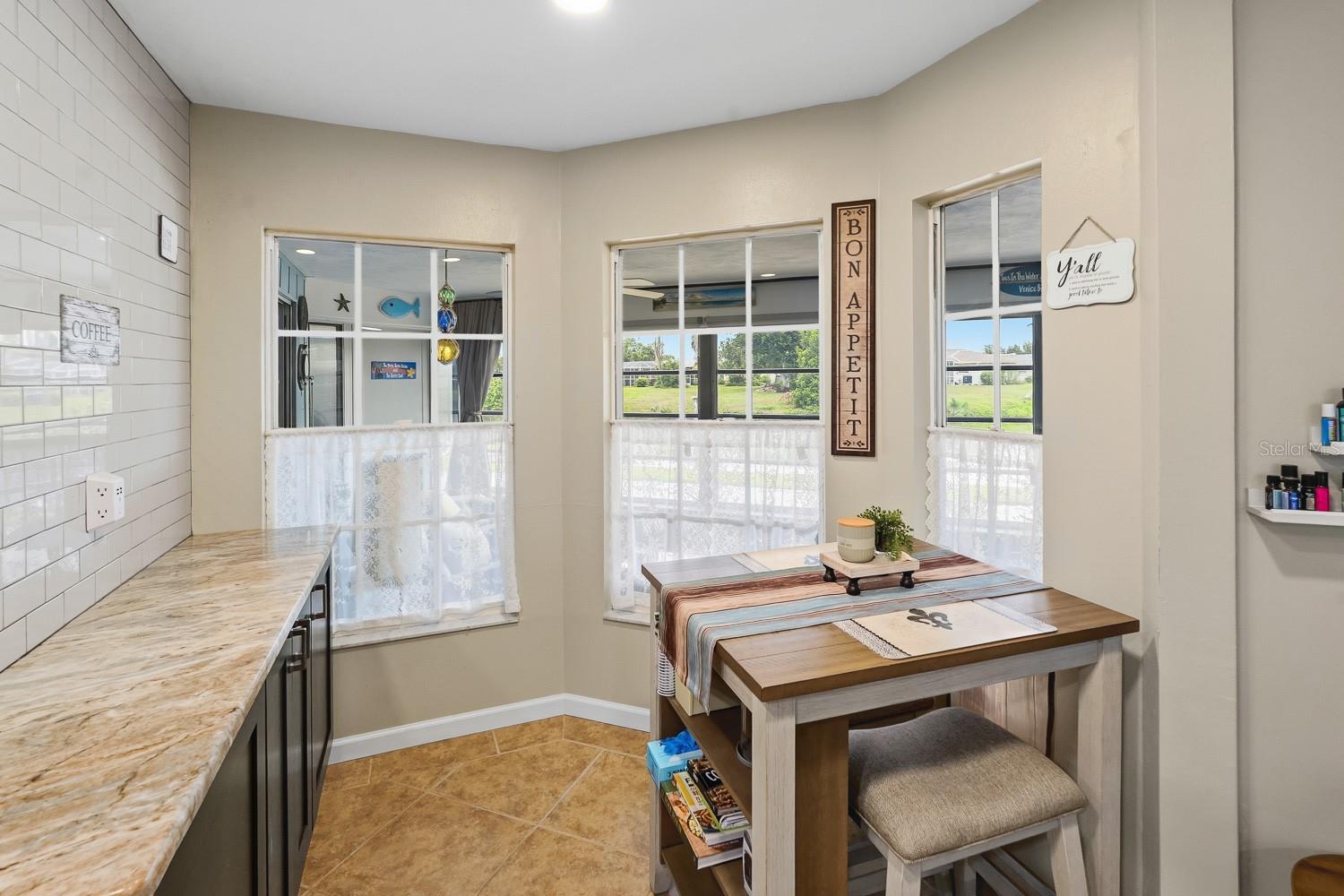 2331 SANDLEWOOD DR — photo 35