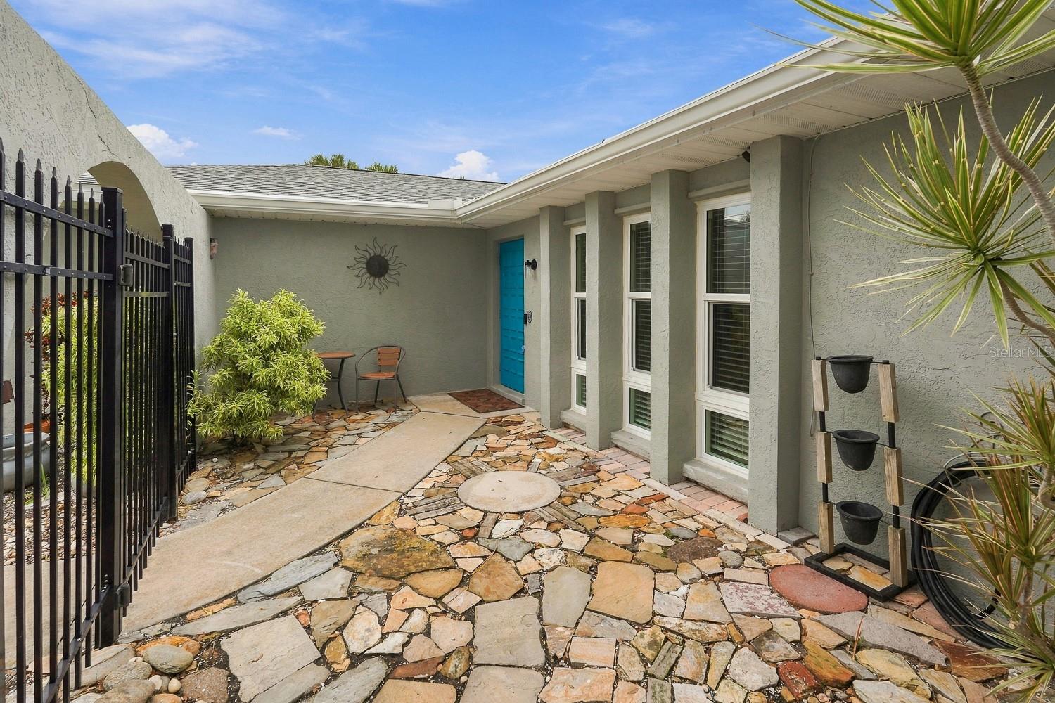 2331 SANDLEWOOD DR — photo 16