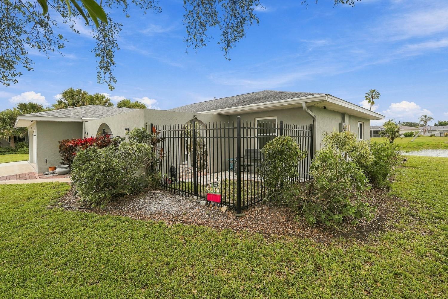 2331 SANDLEWOOD DR — photo 10