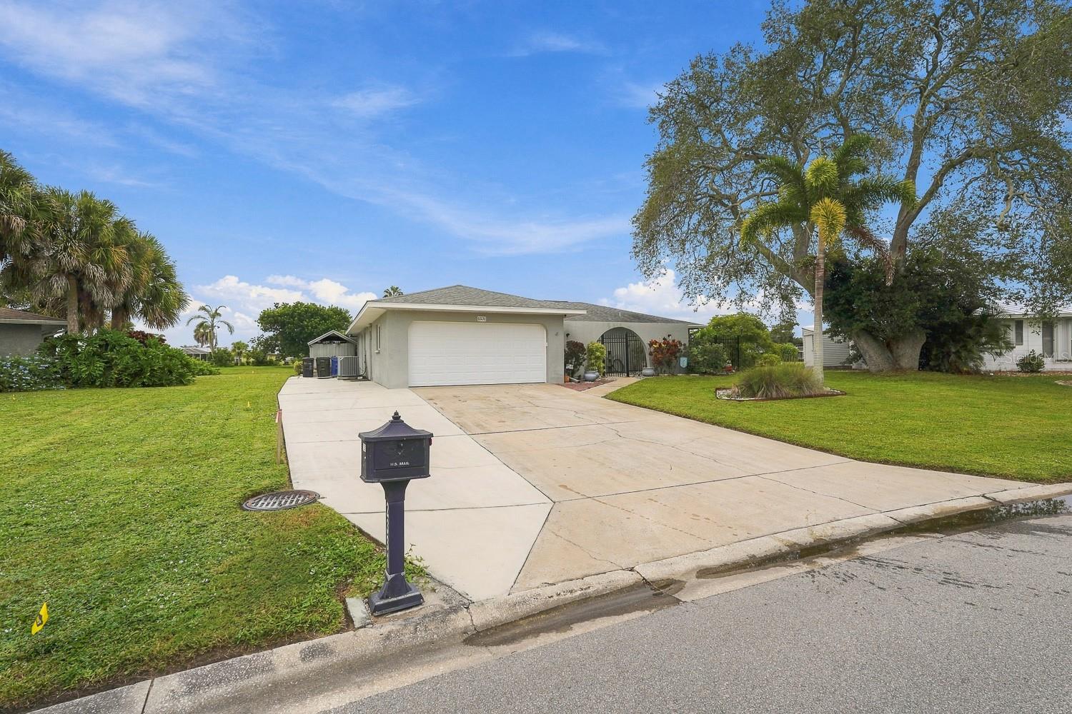 2331 SANDLEWOOD DR — photo 4
