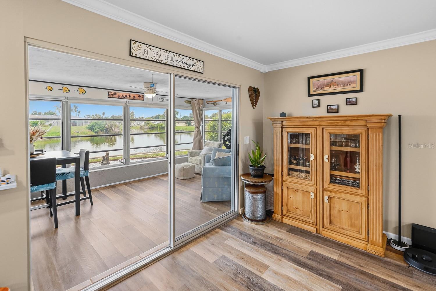 2331 SANDLEWOOD DR — photo 46