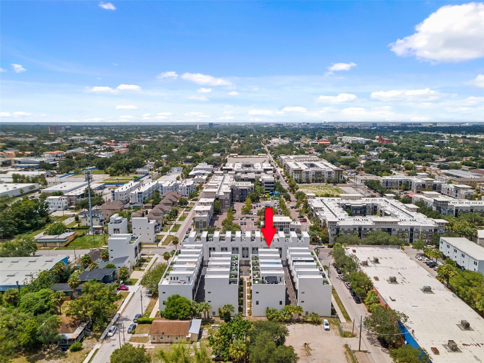 1332 W GRAY ST #9 — photo 34