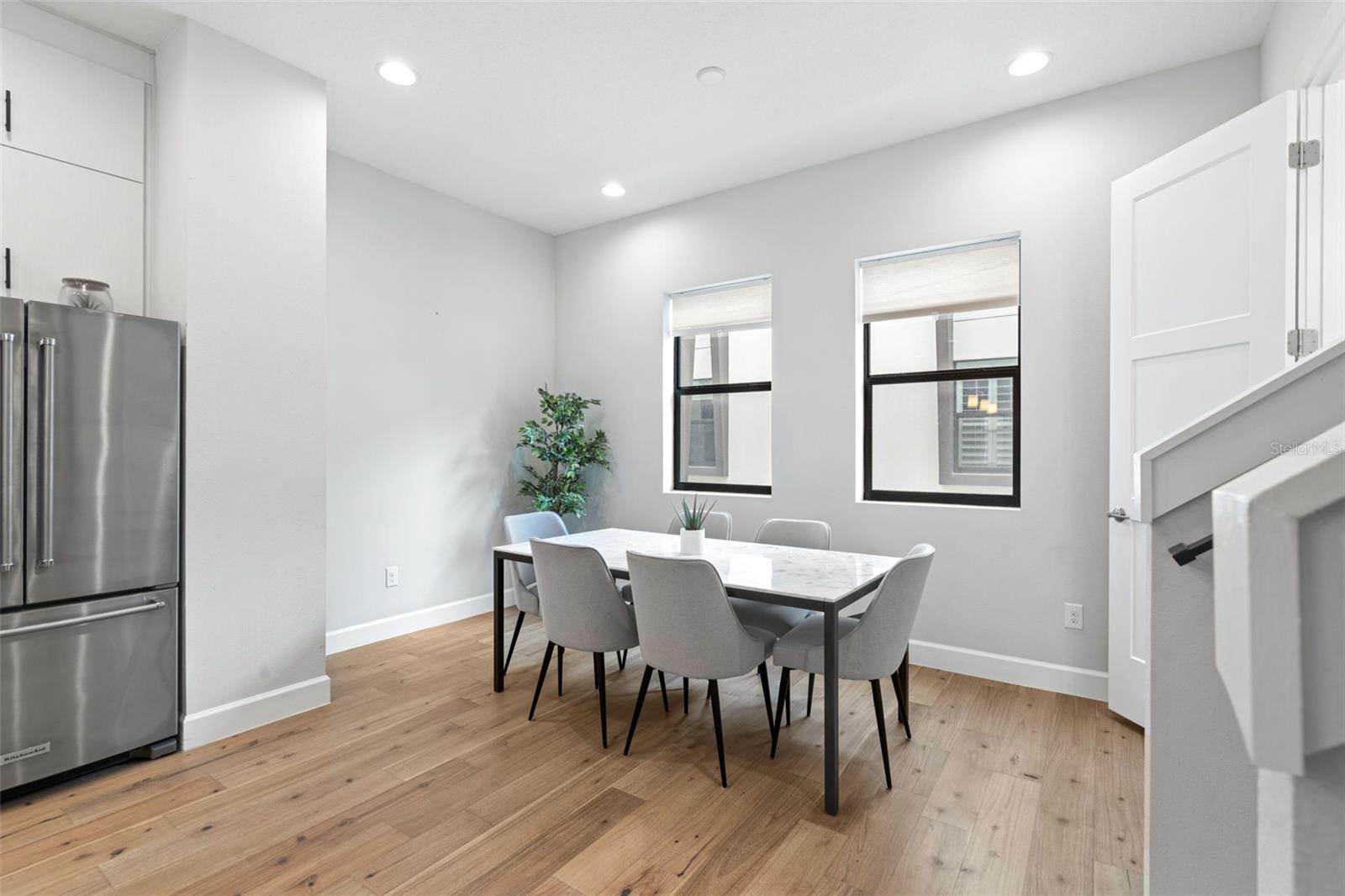1332 W GRAY ST #9 — photo 14