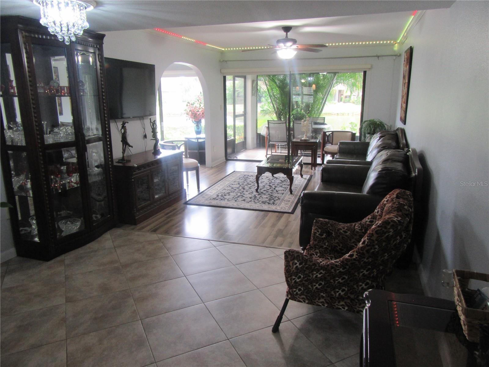 875 S VILLAGE DR N #101 — photo 8