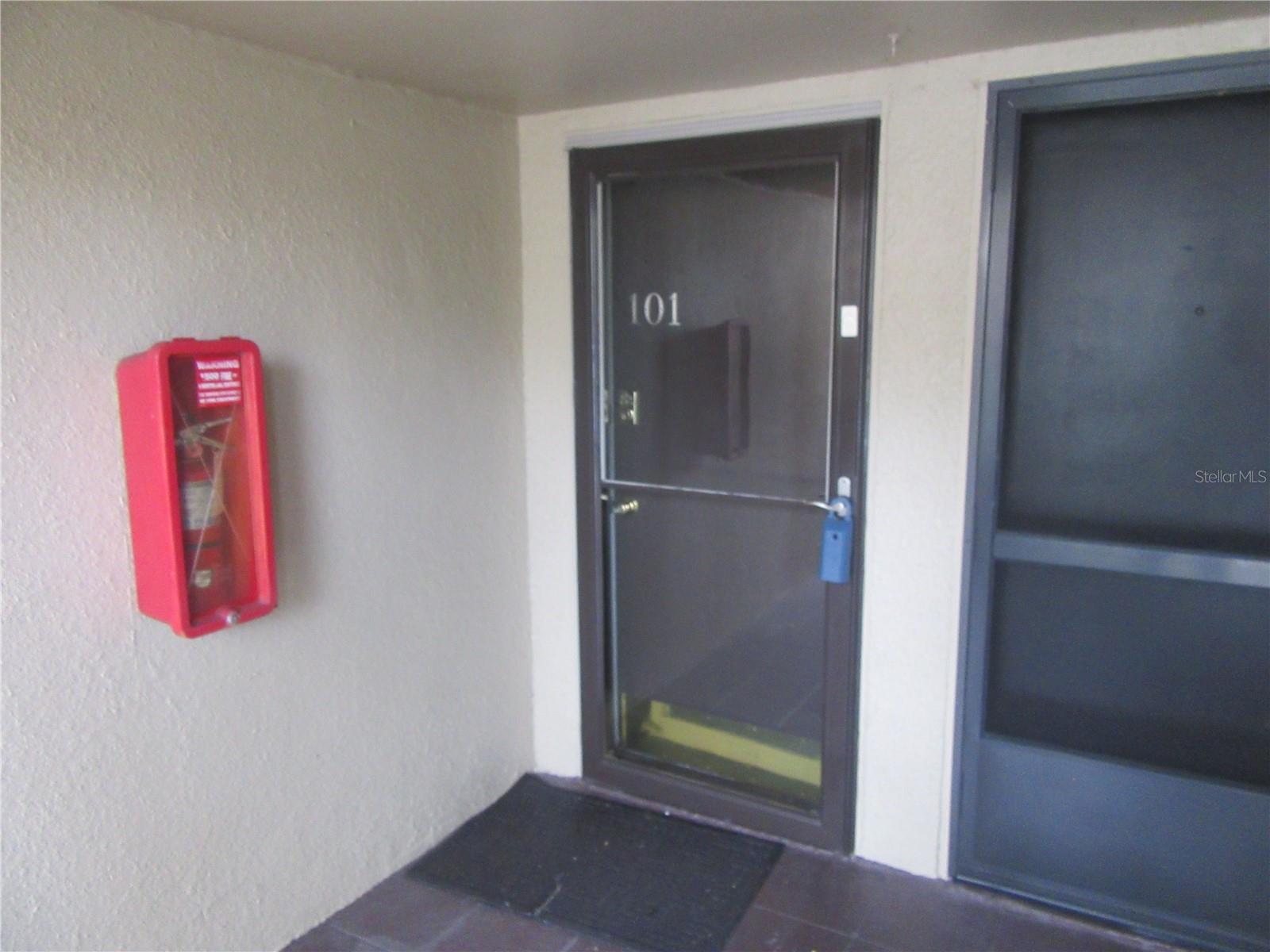 875 S VILLAGE DR N #101 — photo 6