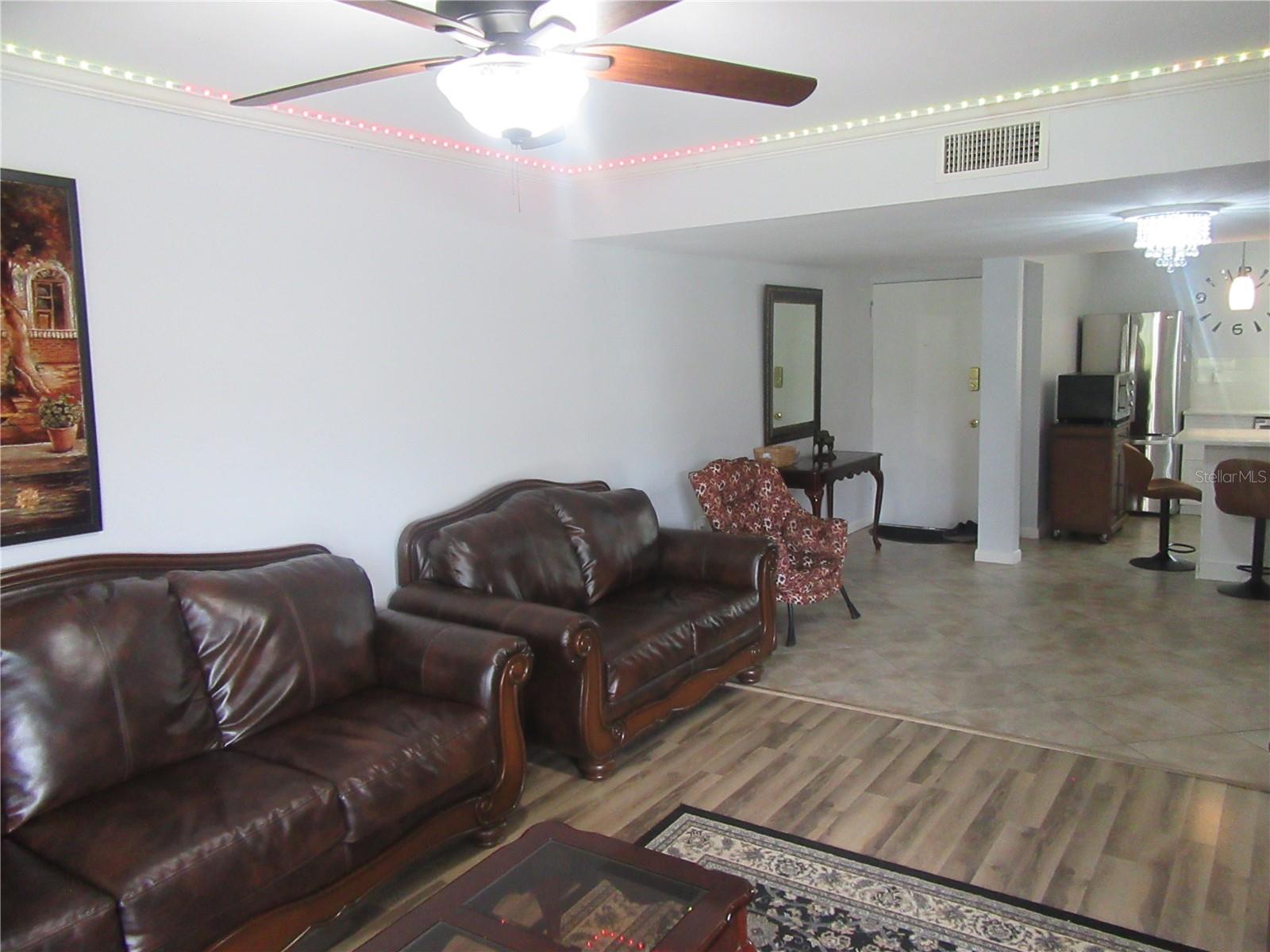875 S VILLAGE DR N #101 — photo 7