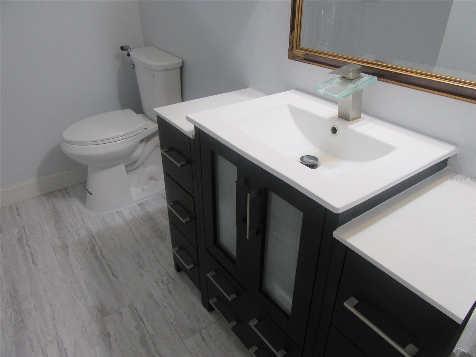 875 S VILLAGE DR N #101 — photo 22