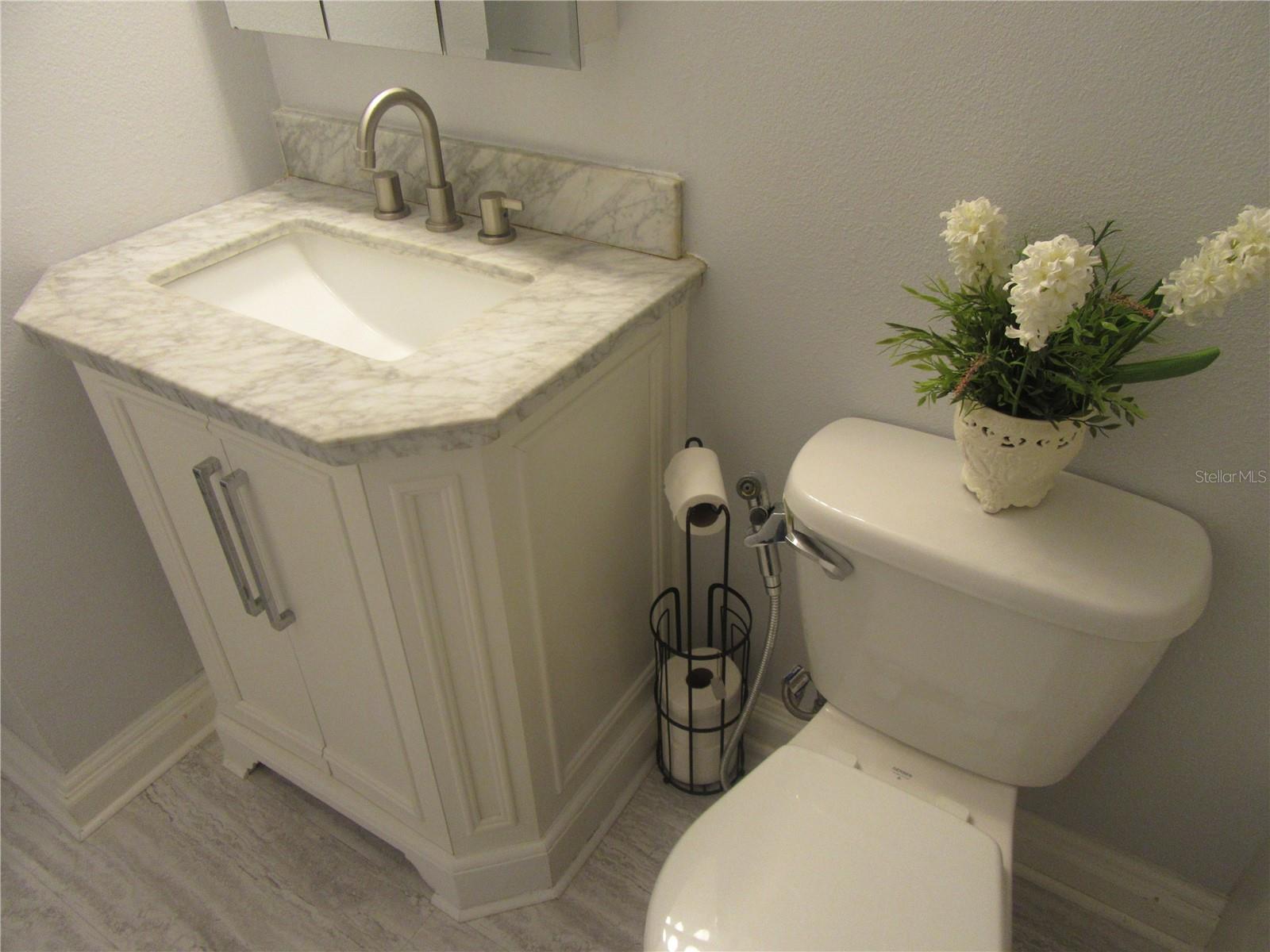 875 S VILLAGE DR N #101 — photo 27