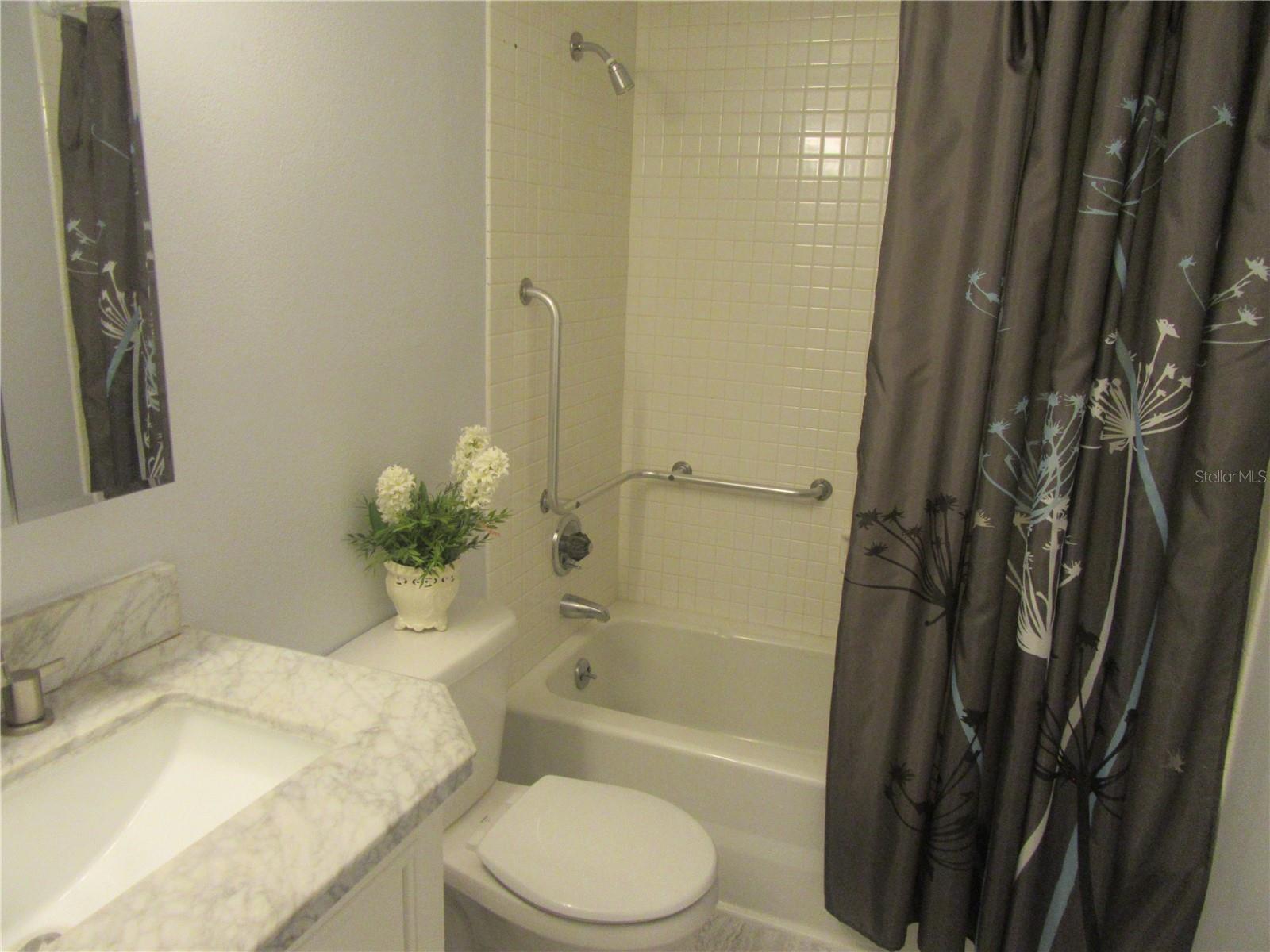 875 S VILLAGE DR N #101 — photo 26